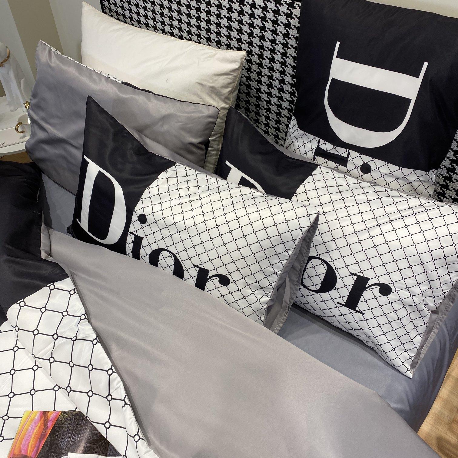 45d24125fdee49668689be4019da62d7.jpg