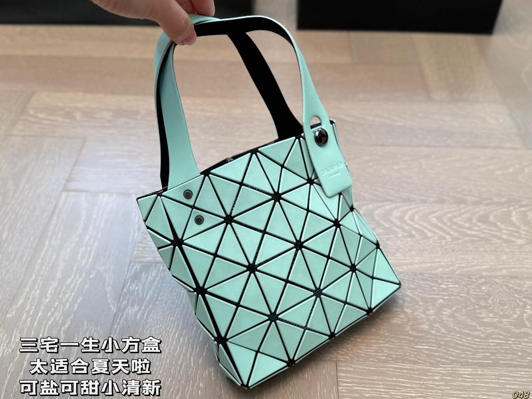 e33a05bb63ec85c92e1100c434ab2742.jpg