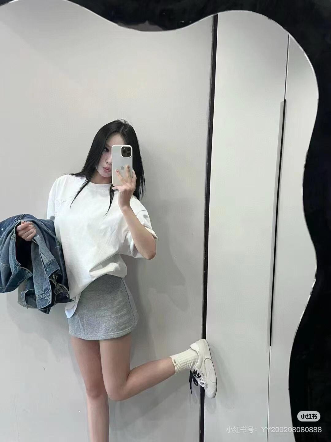17a4759fe532b2bed46d31bbce8c4d08.jpg