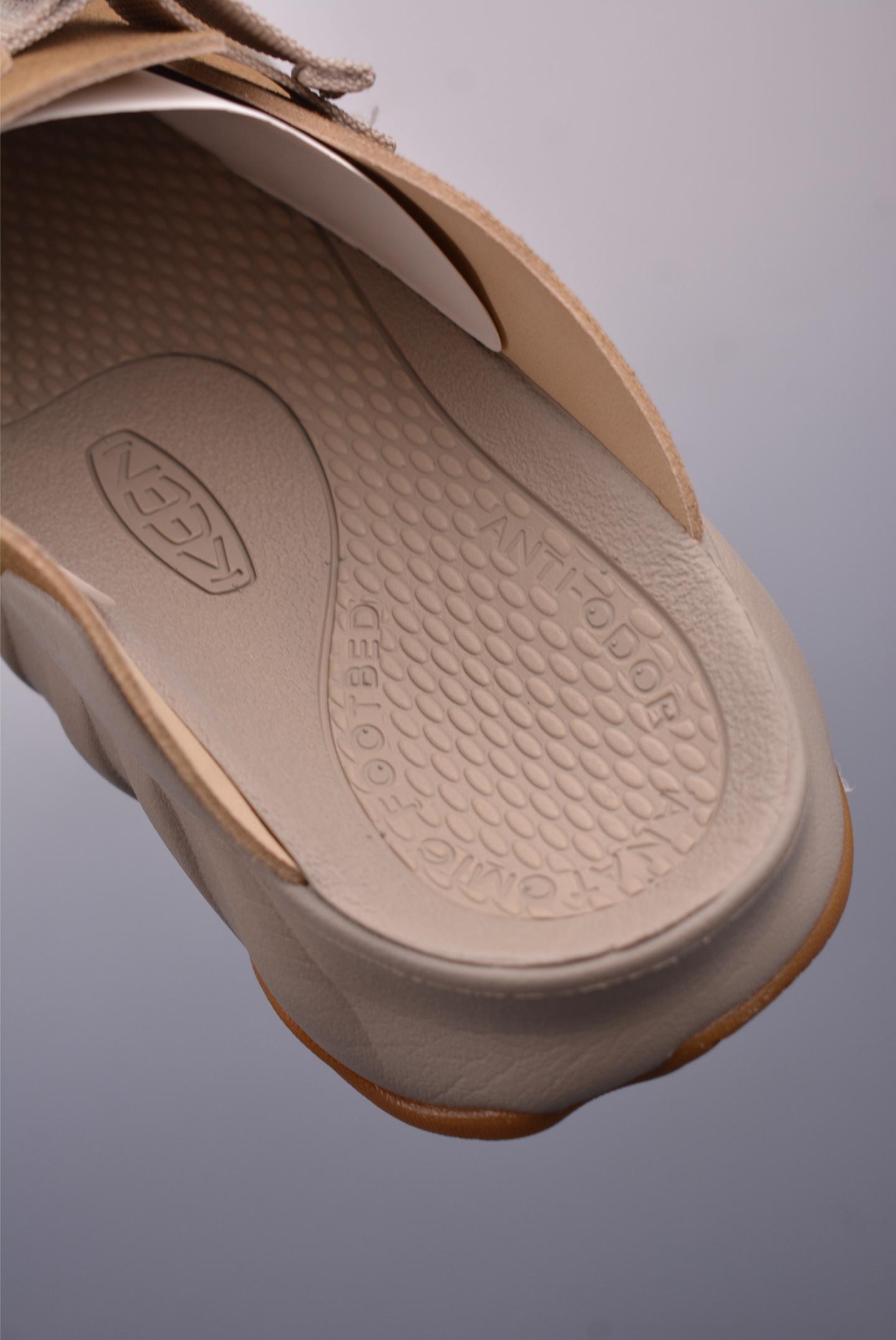 a820b9eca88e37561d3e2a219e498857.jpg