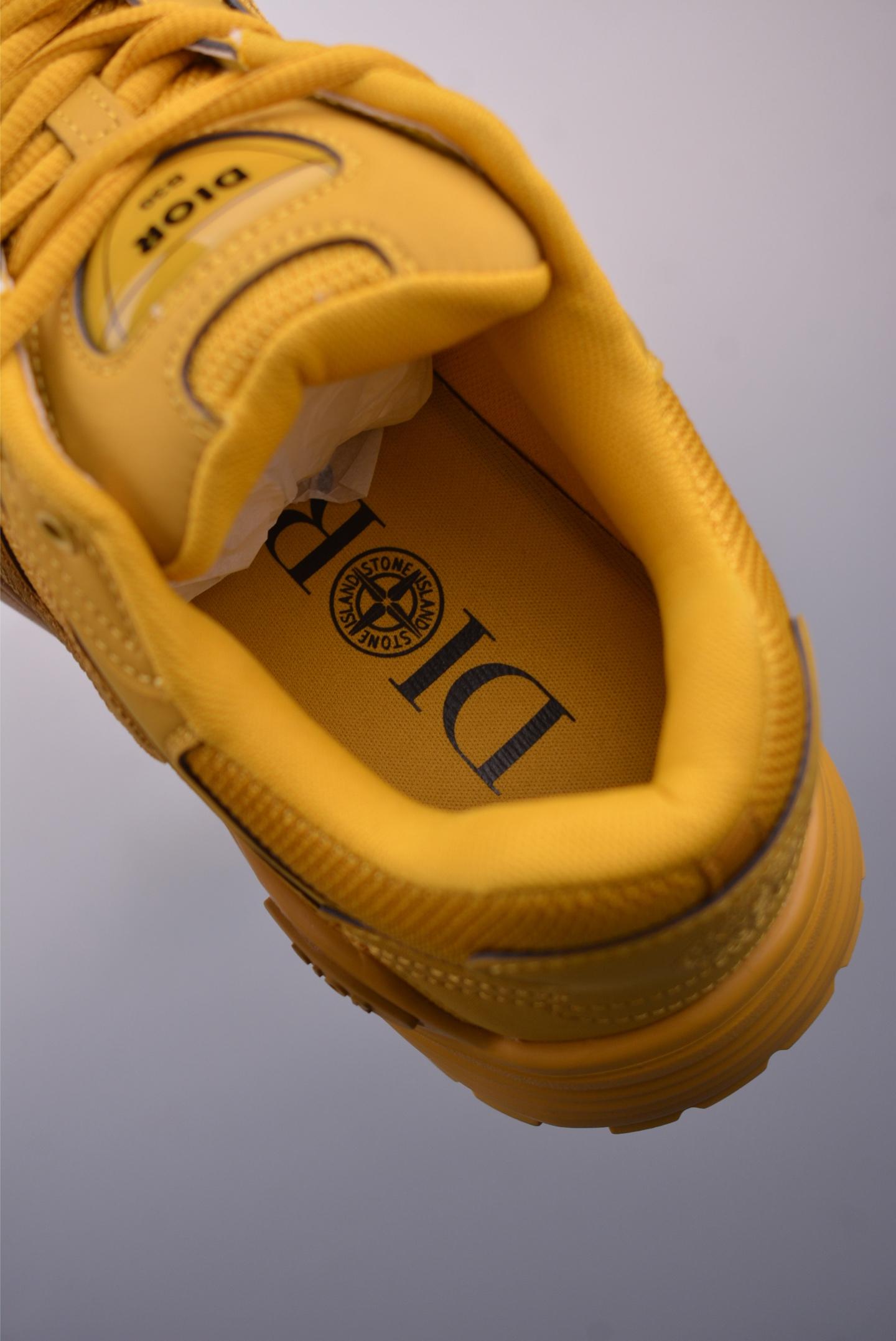 c9f61e219f95c58d02bbb11f7acb756a.jpg