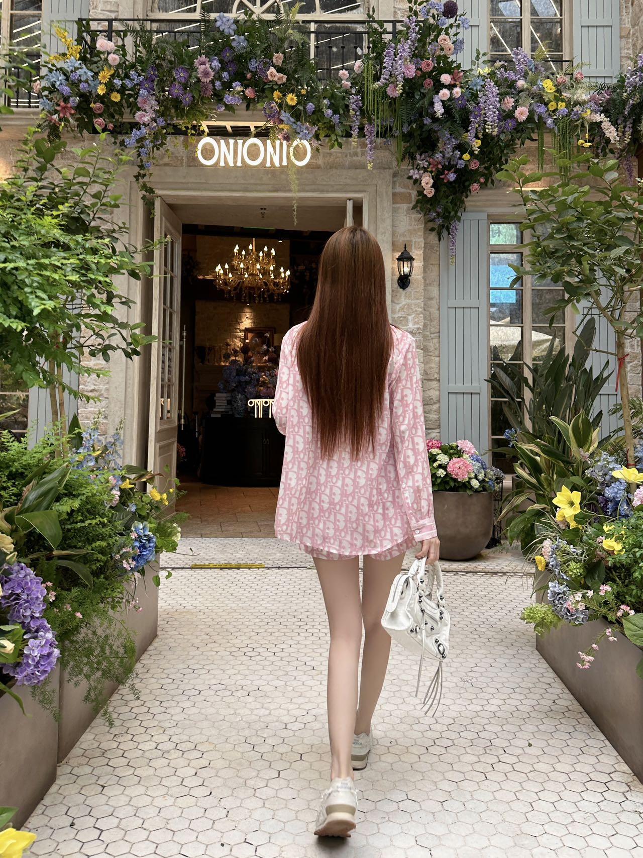 0e107d3dc928d06a0e271605b6062a6e.jpg