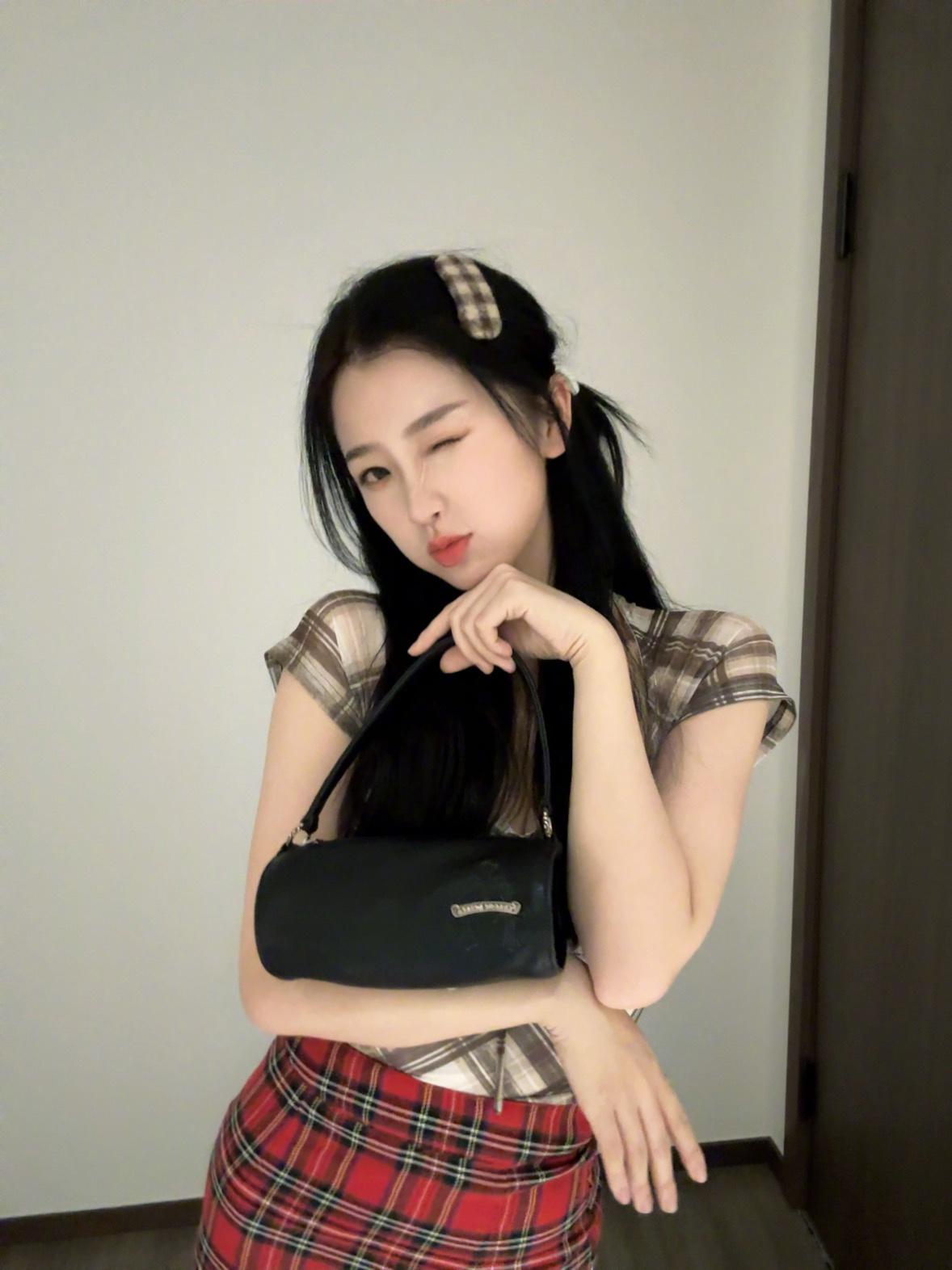 5a3e051a784cebc35b1a66f26c7d0bc8.jpg