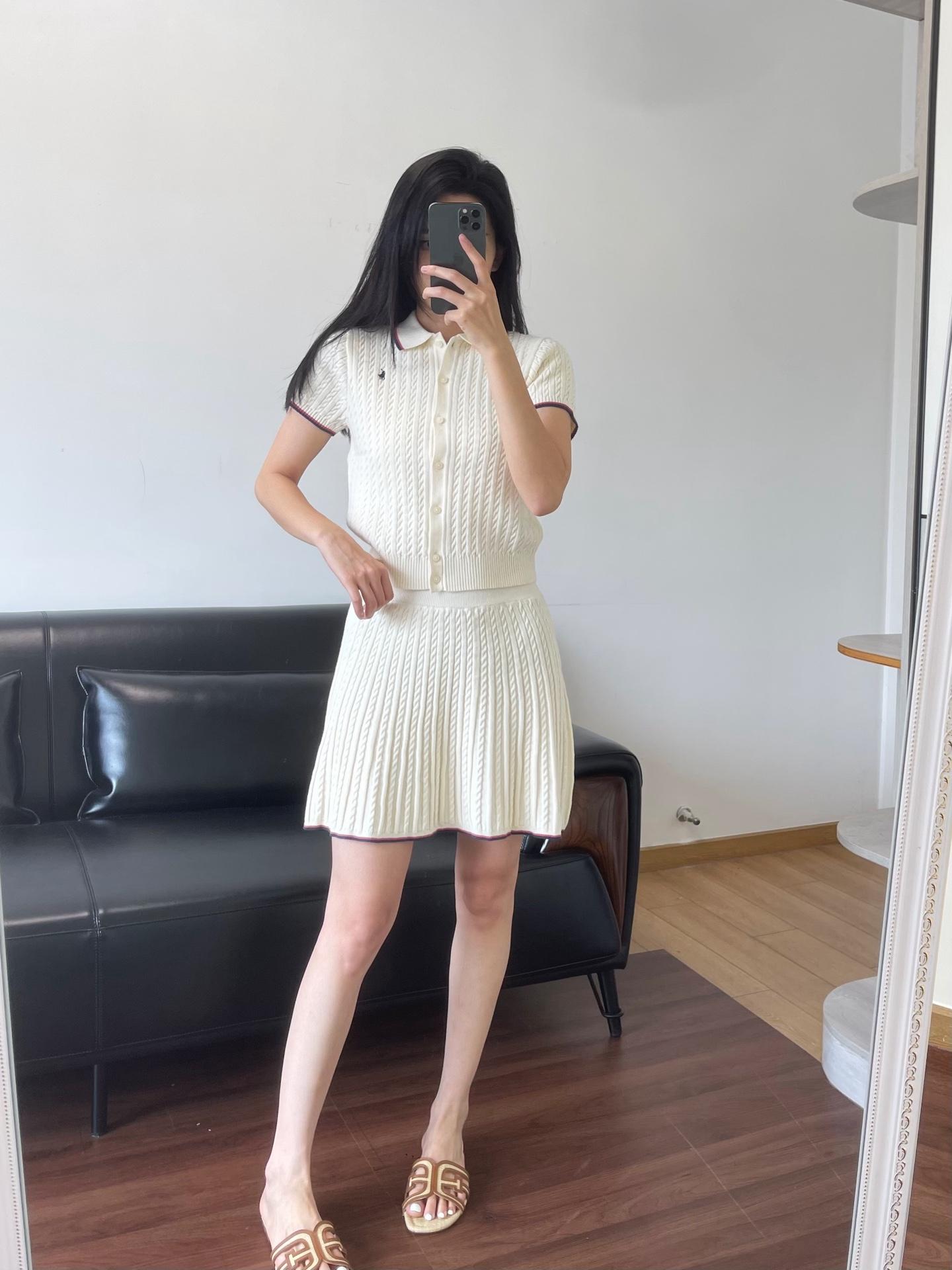 953e34d2624d51eb0b7322cac8a8dc06.jpg