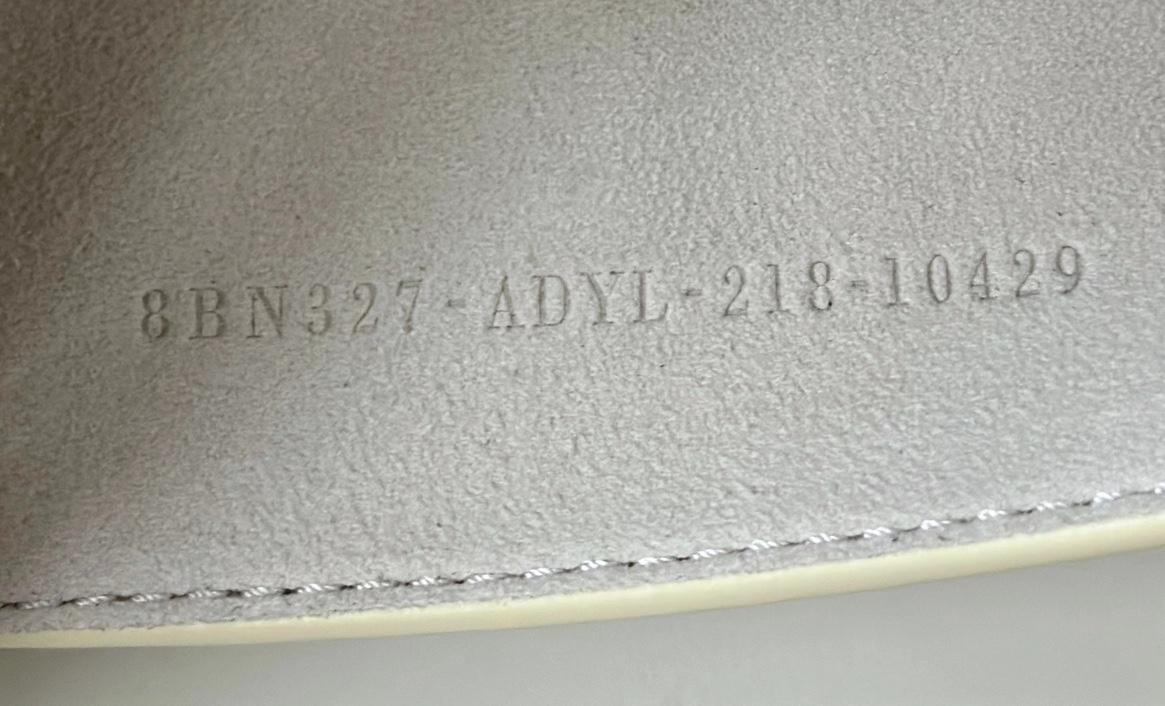 b62227749efb85efeda2d7c1e39107ea.jpg