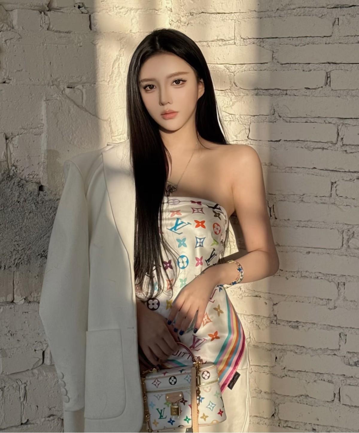 b9df4a6ea3cb06be668fd178381b61fa.jpg