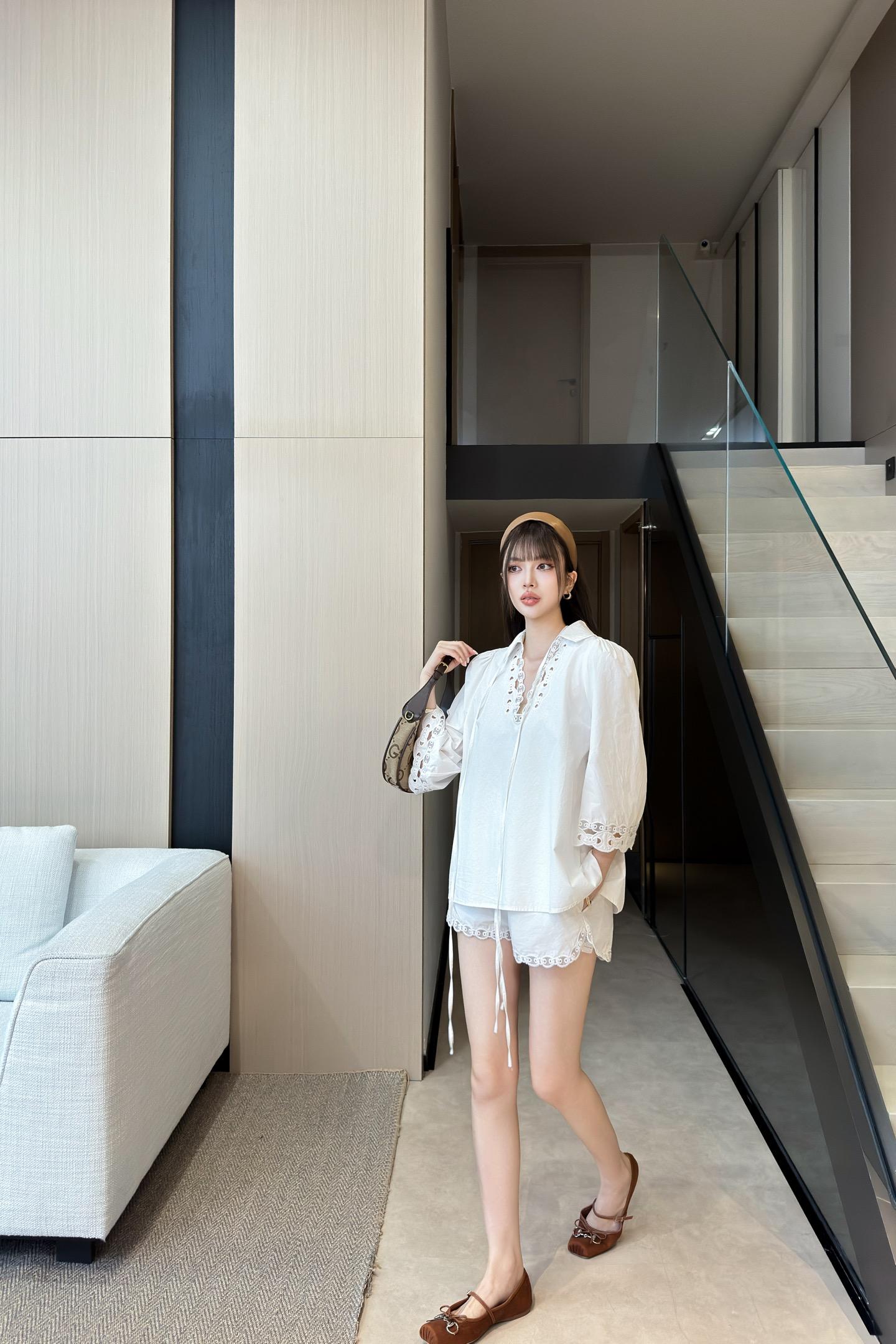 cc2c9dc190d35bd2f7516b9b1074e220.jpg