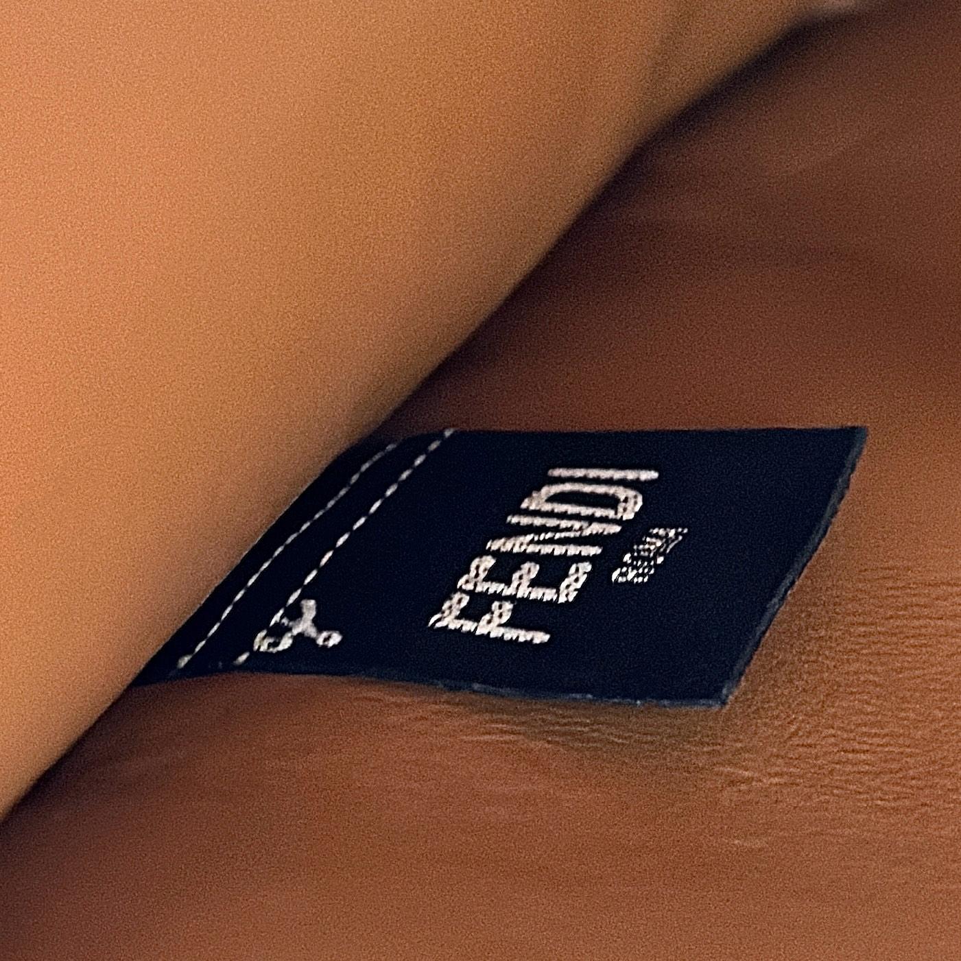 fbcdf85860db882a311fde3054316134.jpg