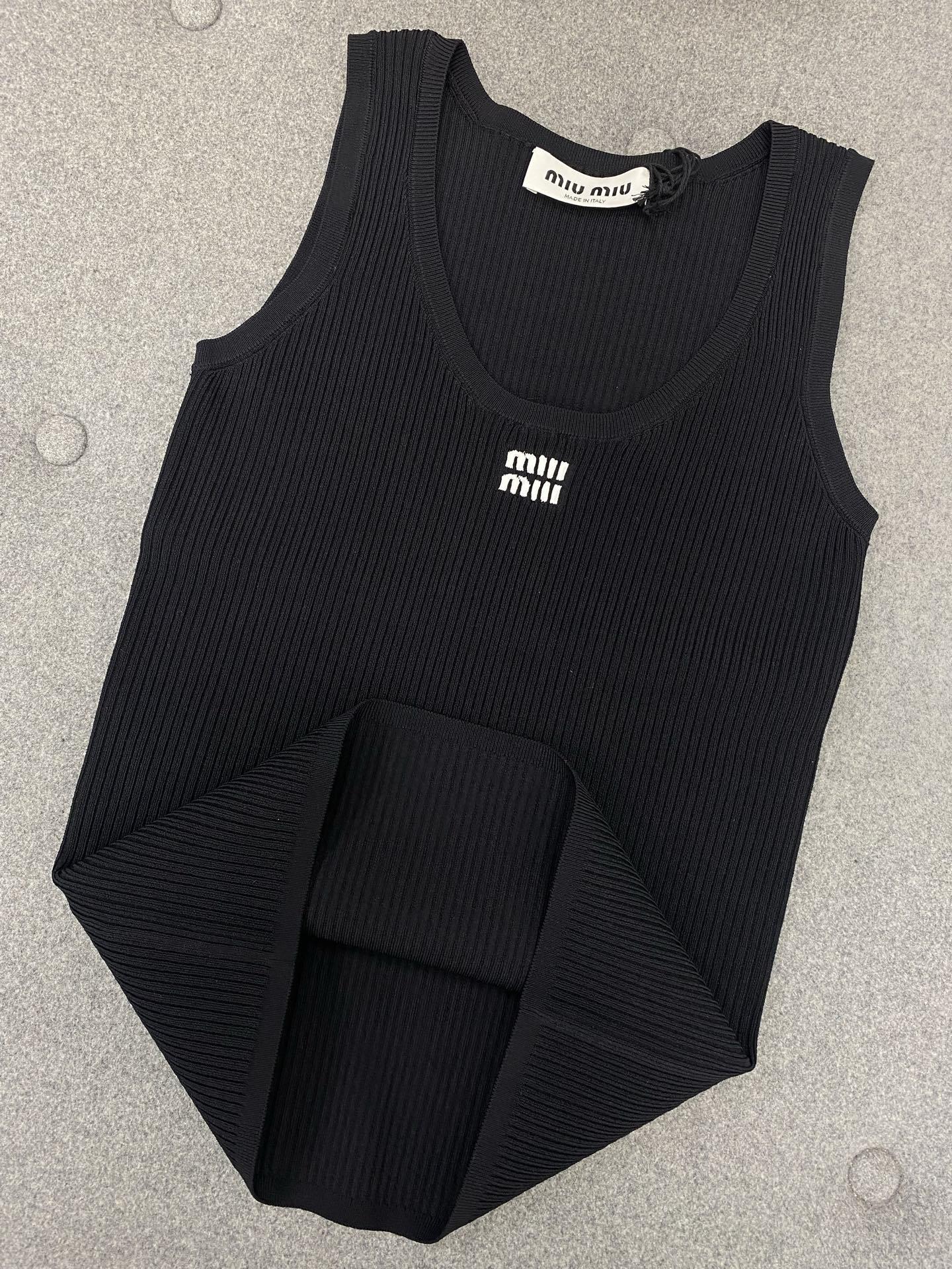 f210c0e2386691ee3d1010abdba37378.jpg