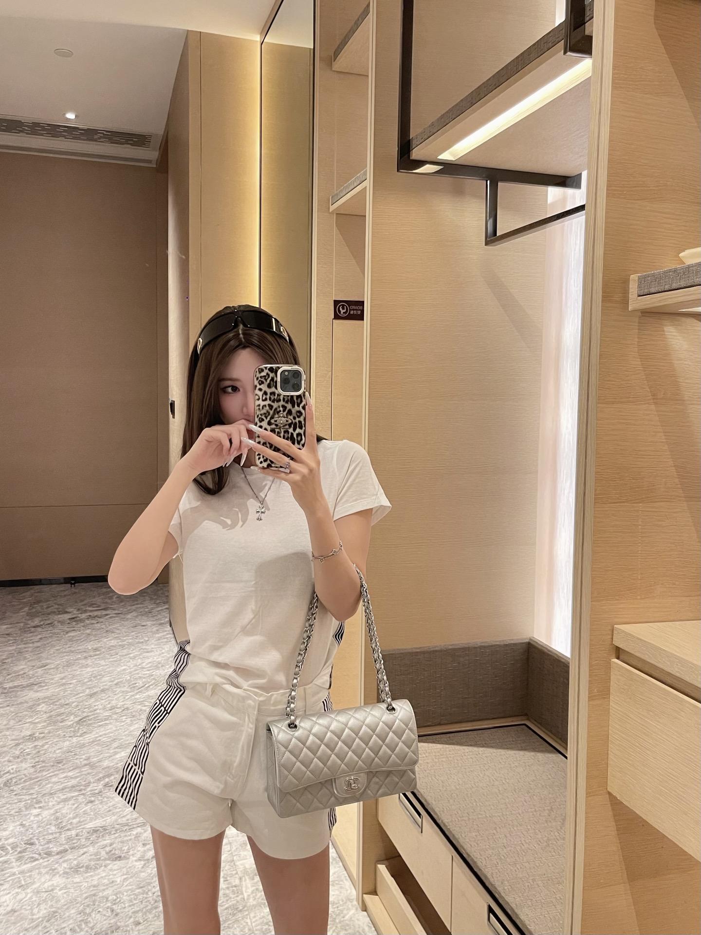 244bdd56bb6648e99a2474e3e4a6f5a3.jpg