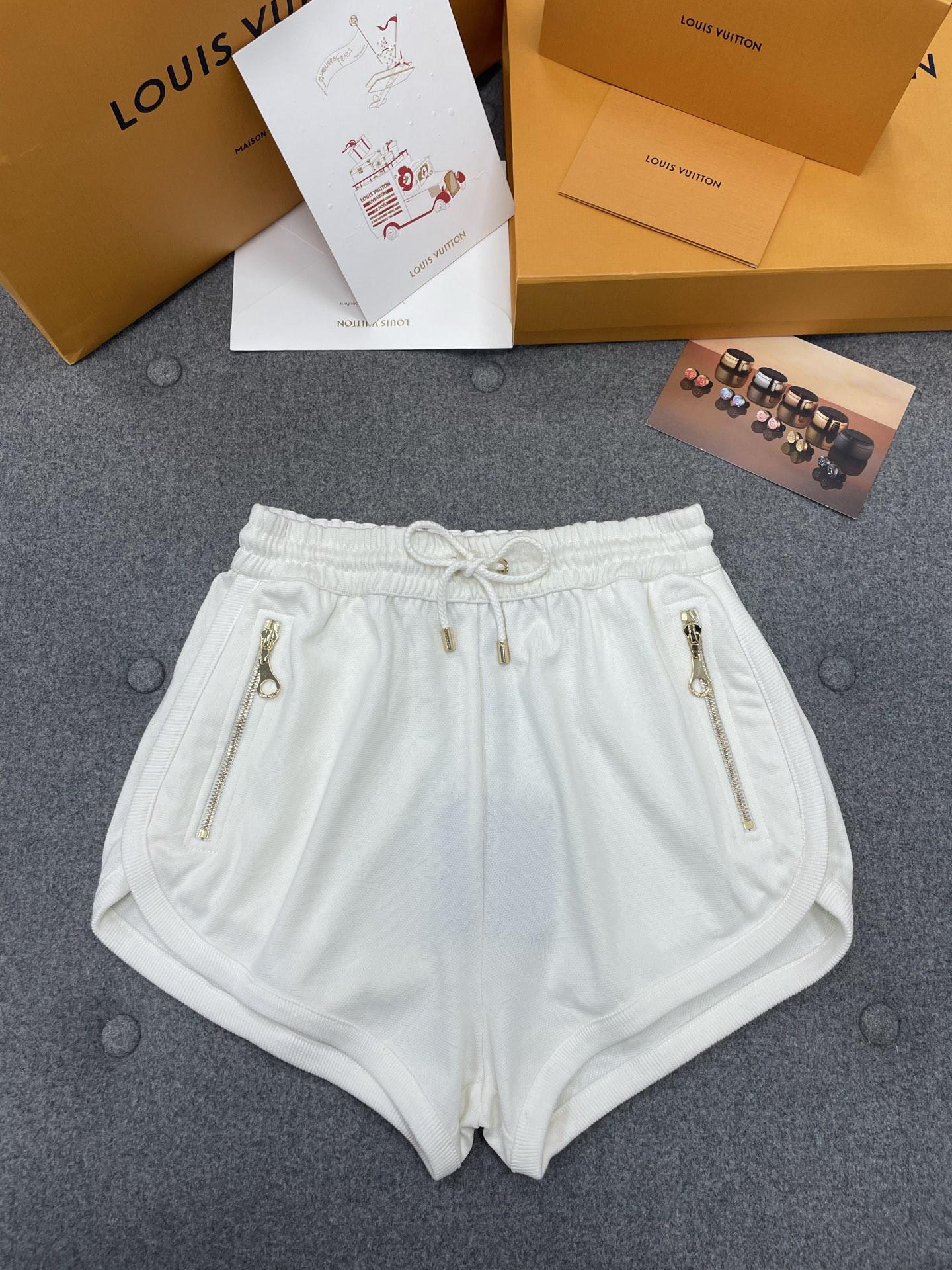 56db9a22fb00e1661c92358071a35359.jpg
