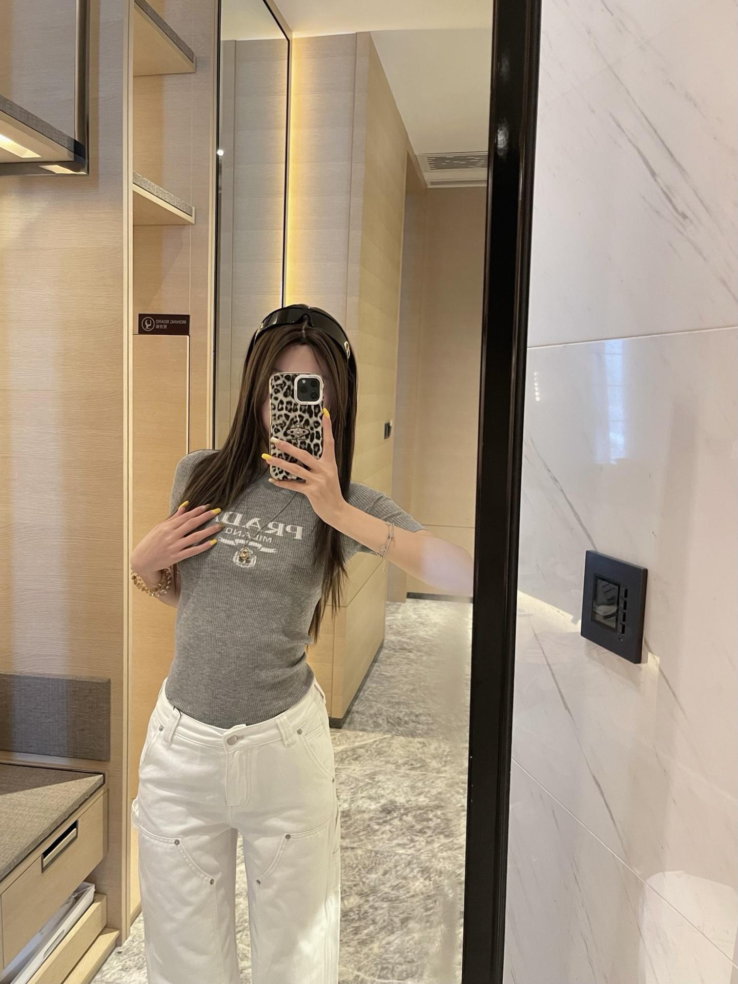 64e15bcb7819d0b6dc48843060e5bf1e.jpg