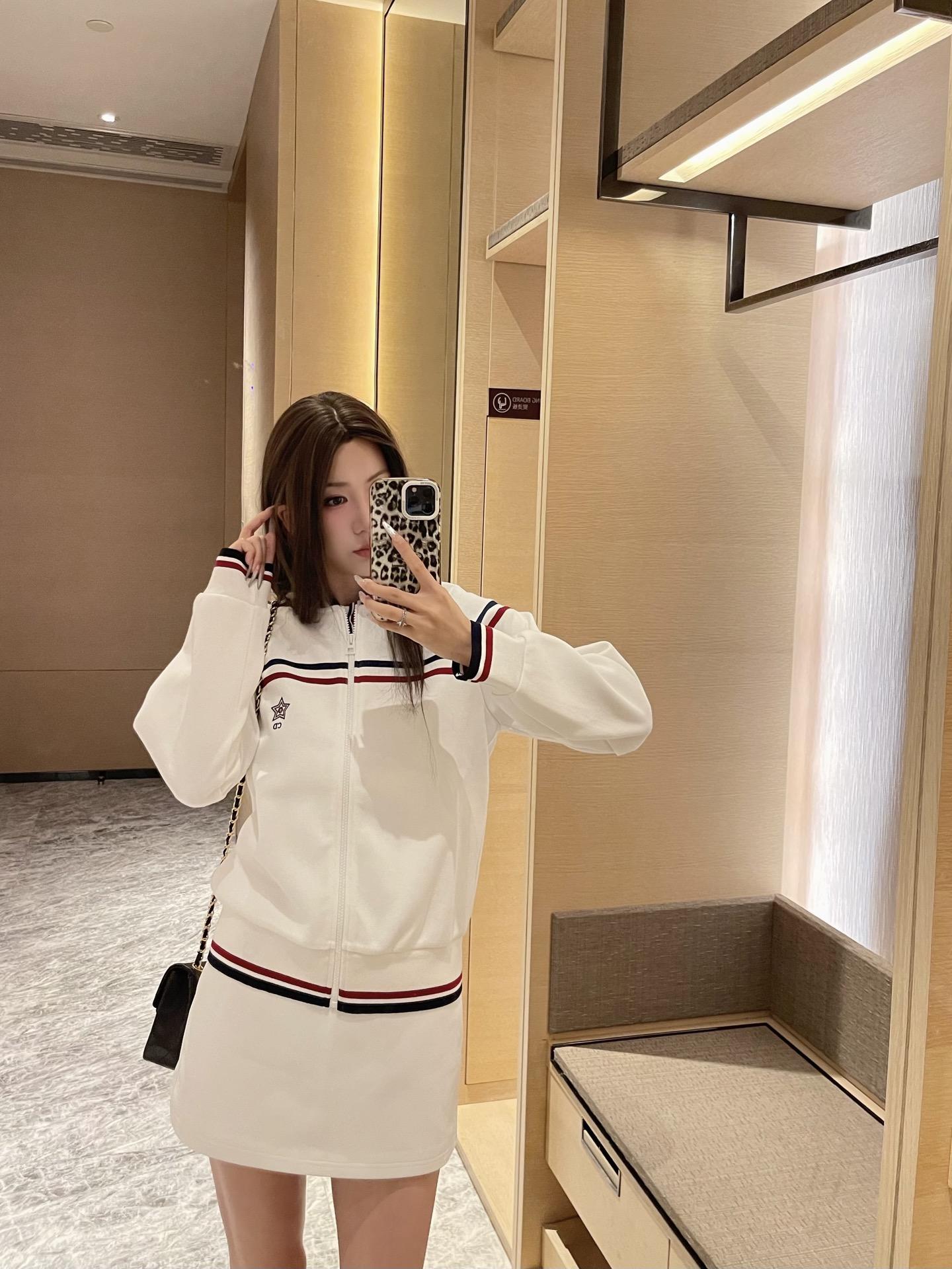 8ee0cb2af2daf83a1da16cc5003551b6.jpg