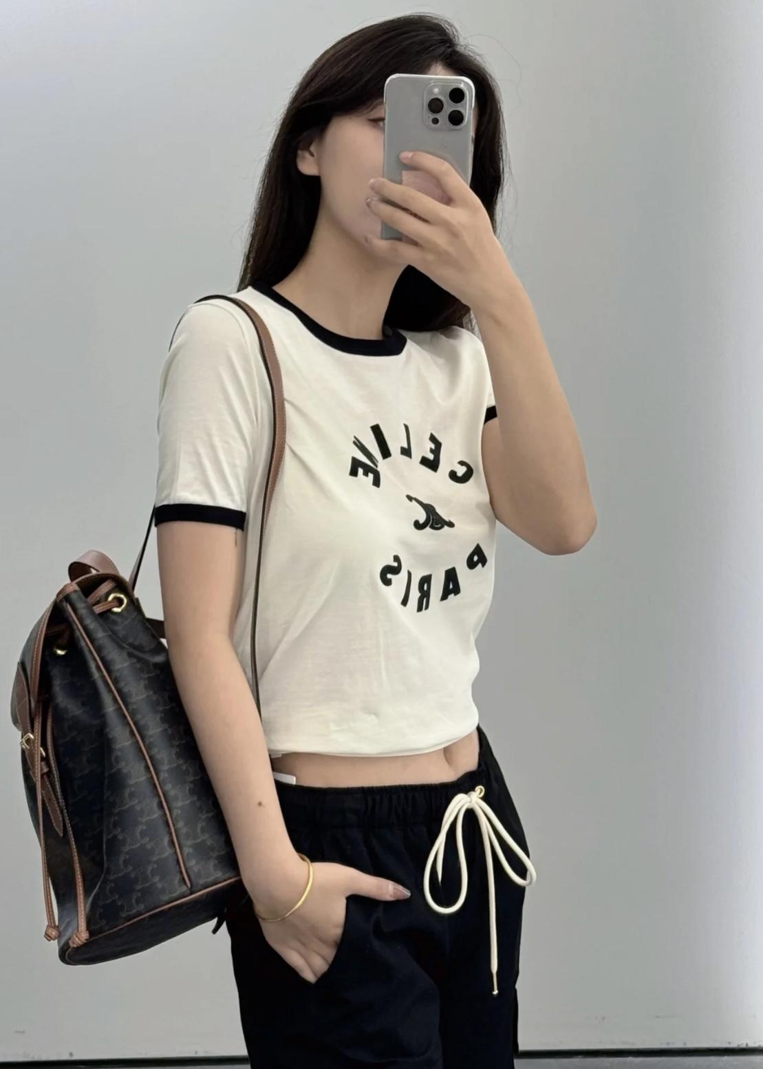 ae6d1b0ea84e9b17901dab26f7bae5d8.jpg
