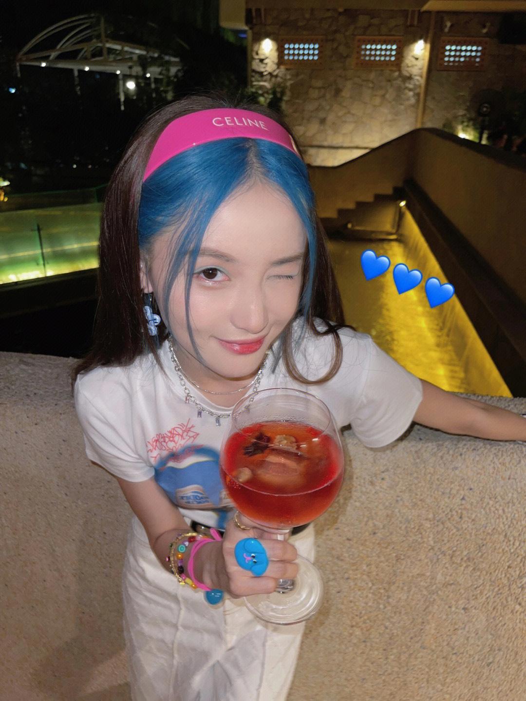 b0cbee529727c28b9ff56d41317480d6.jpg
