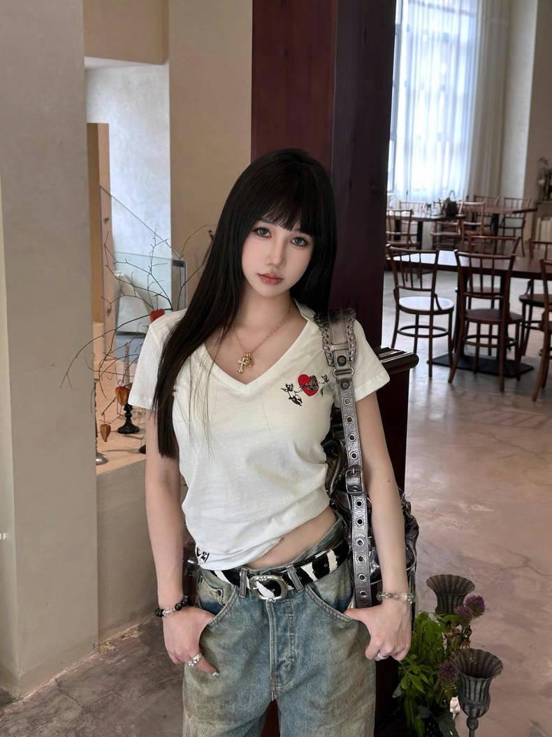 d5f0b23569079c5ae846e223cf0eaa0e.jpg