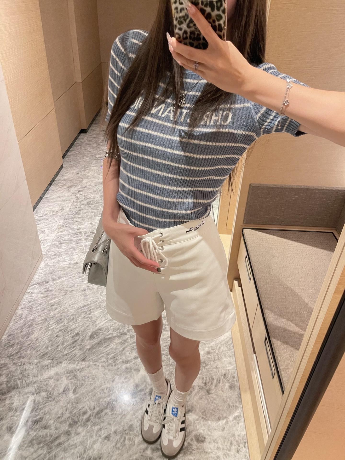 eace4e0314d22d68418af2e0de427c1d.jpg