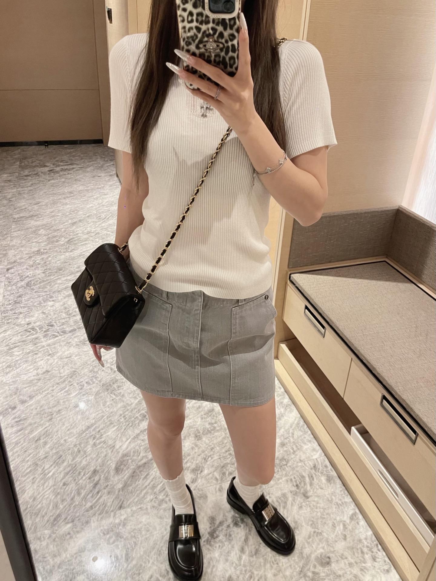 f280fc669067e5bbff12a3f1ebae1176.jpg