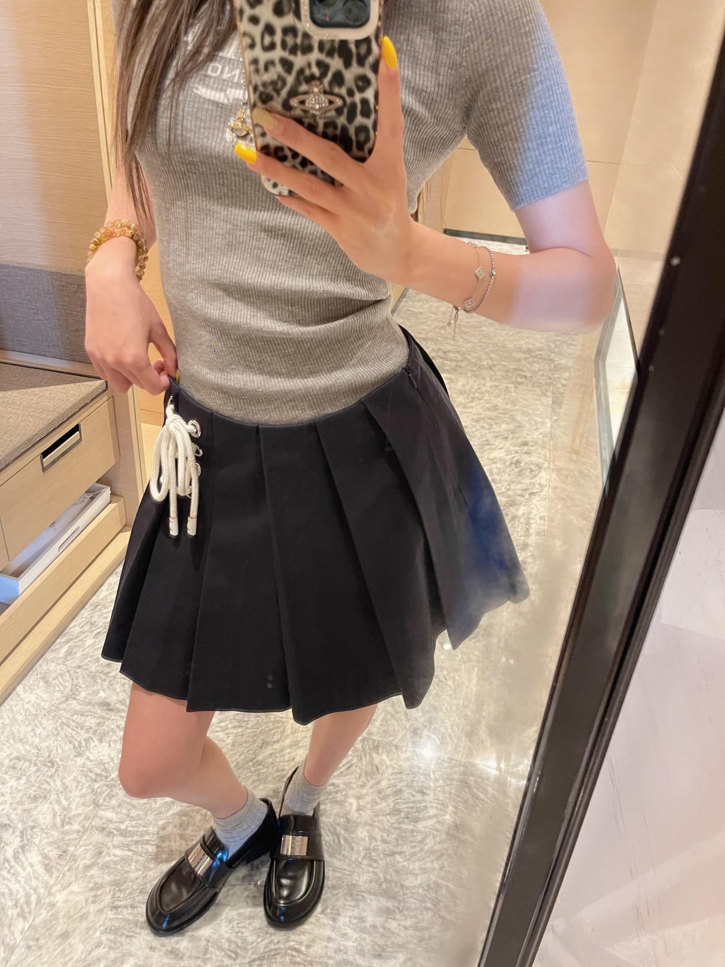 fd7042bd5d826dc7e03cd6d21a0218b0.jpg