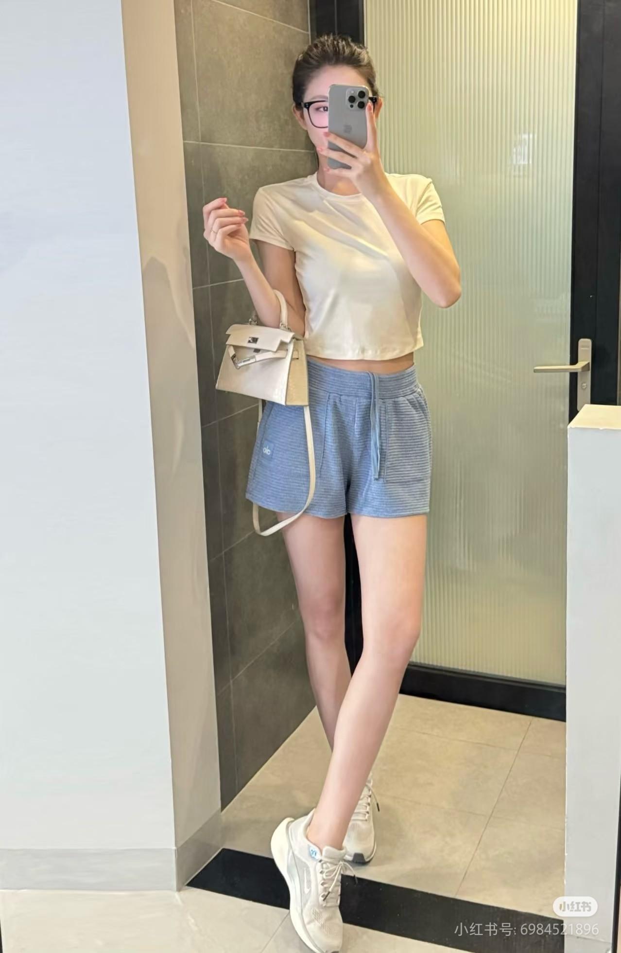 c3512214cb13f478a6e3ca7435a576fb.jpg