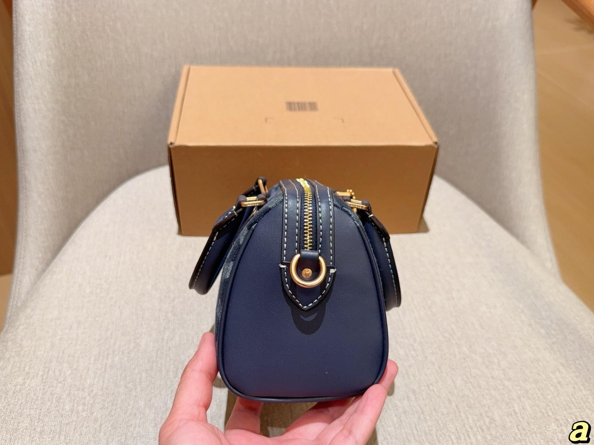 30c10a3066c731bcfd375cc8d100b355.jpg