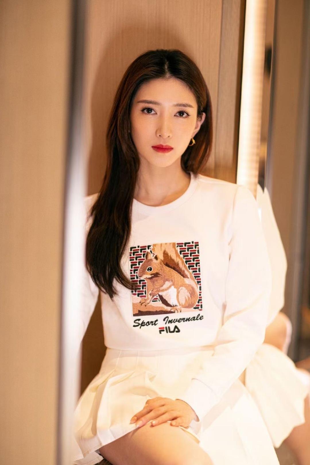 40bb685861fbbaa8859b111164d0f303.jpg