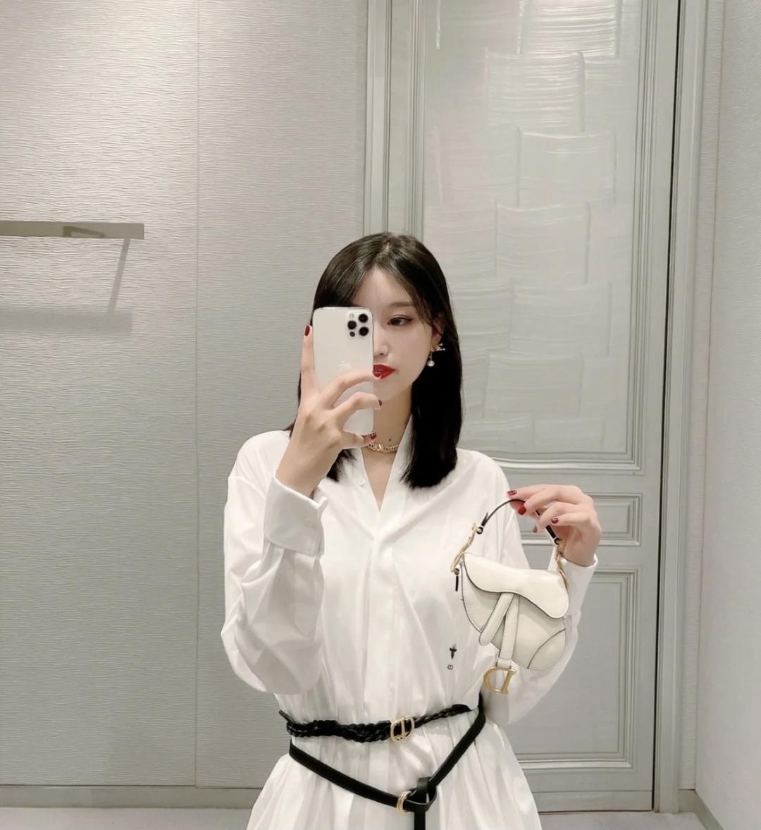 7a21bb49a8105b0d8d36c6a817f95e72.jpg
