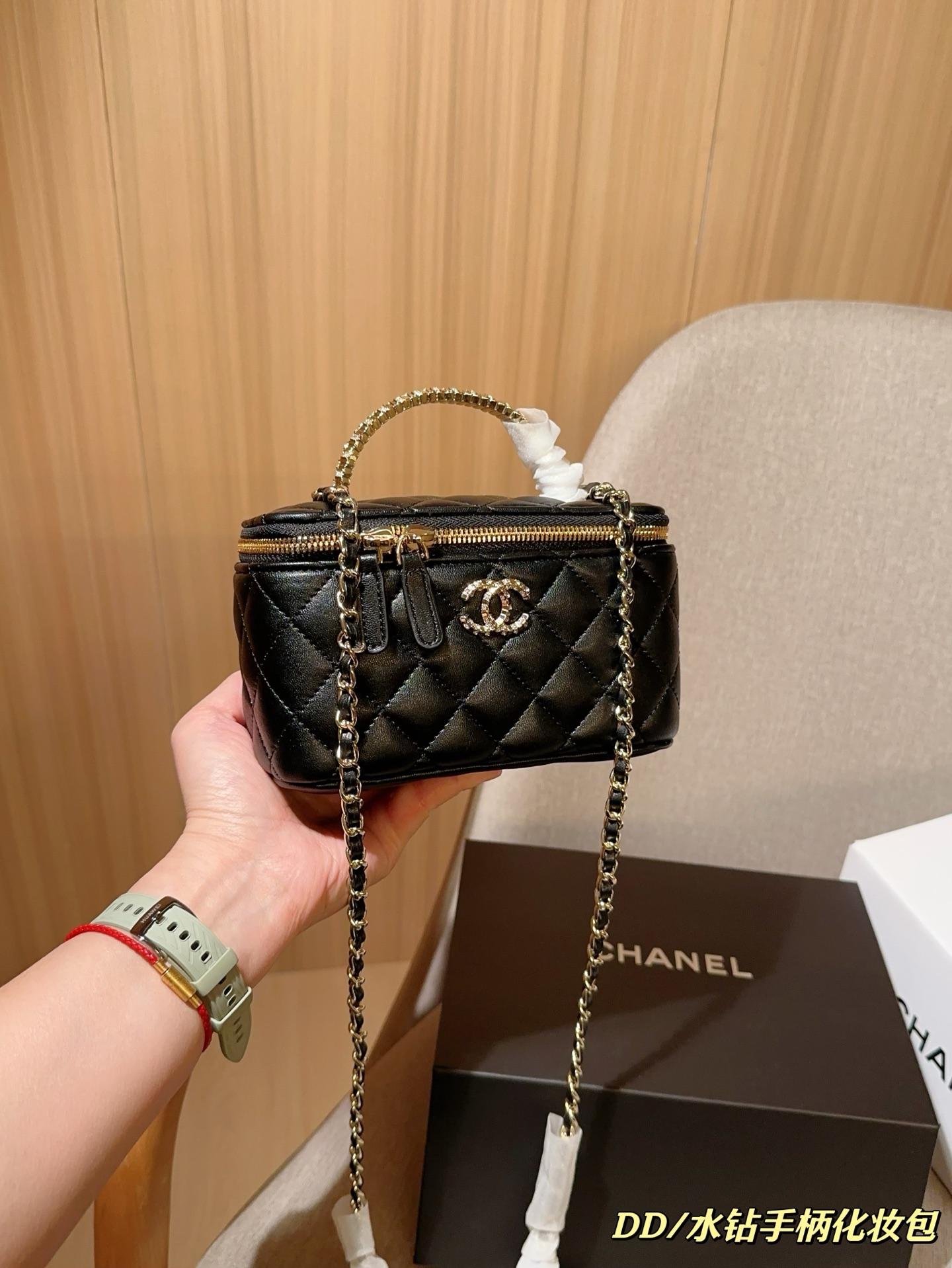 8322ab35b8302960e4a68418bfeb91c0.jpg
