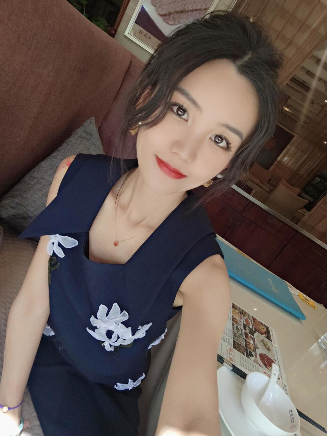 a5c4f3c4d57af18d5ef720c48d24a8a0.jpg
