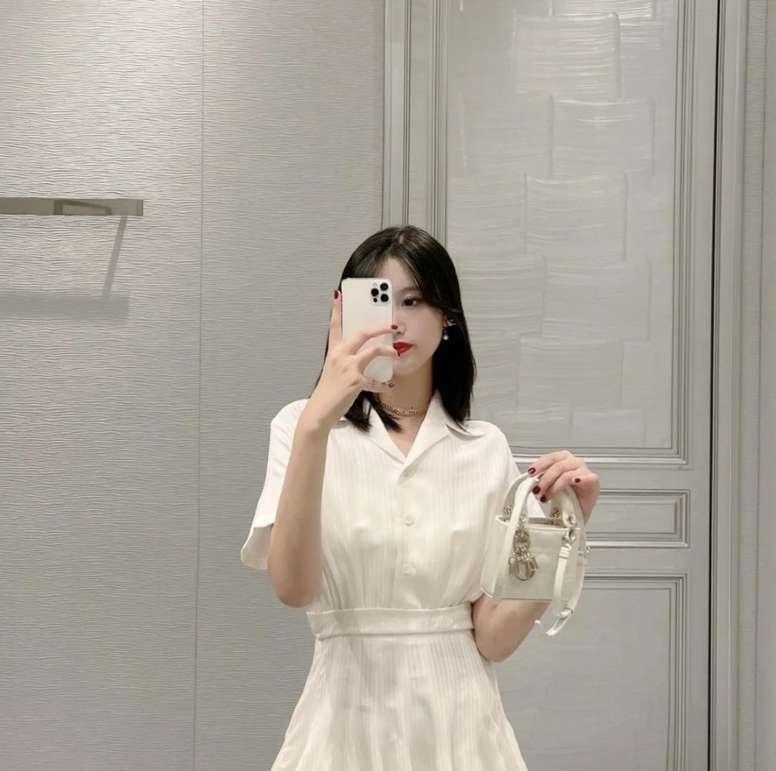 b7003e7c0a0ef97b707247bc3ac06b52.jpg