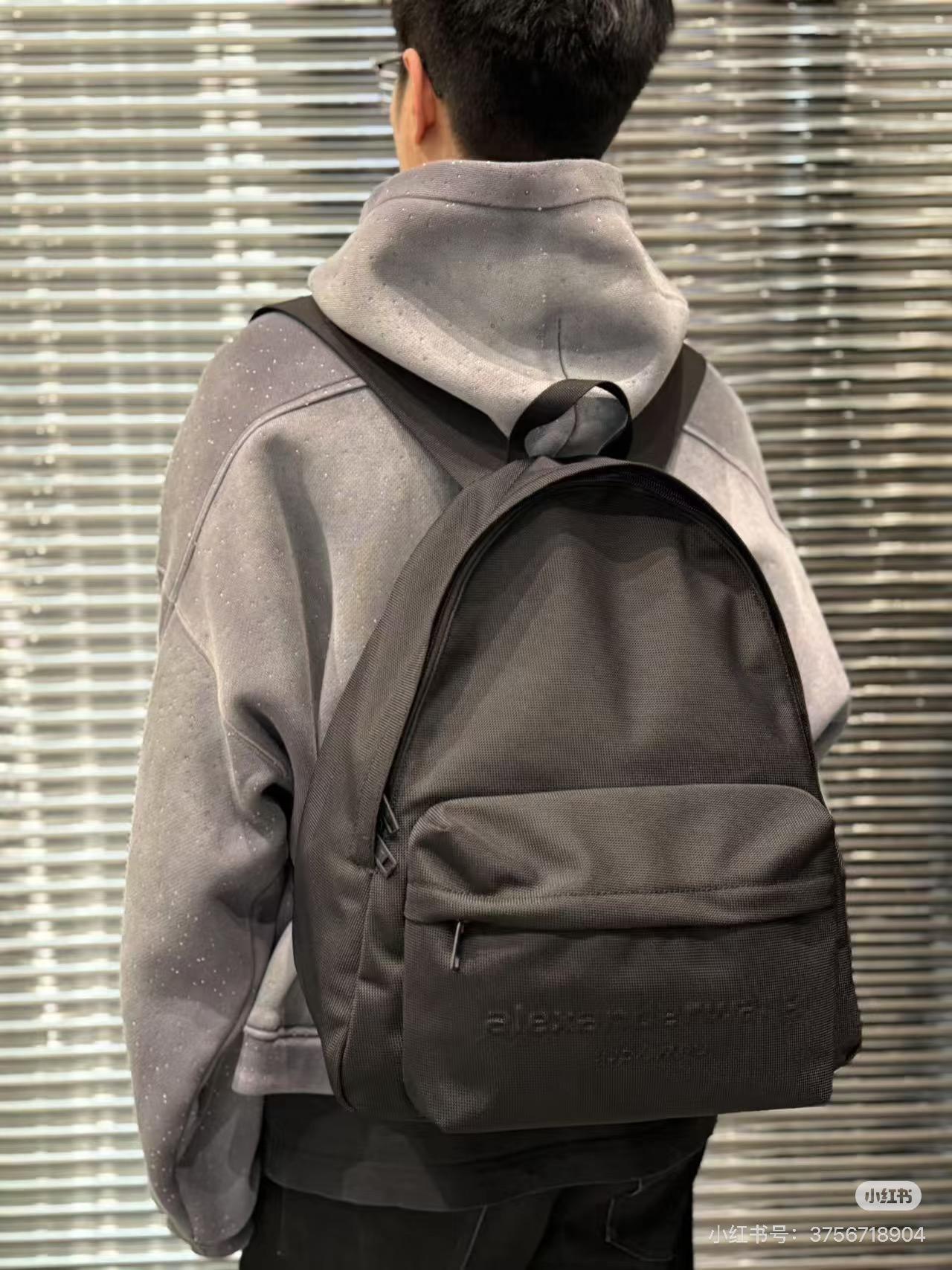 c100956bdd7120cf9f31bfbec2a807e9.jpg