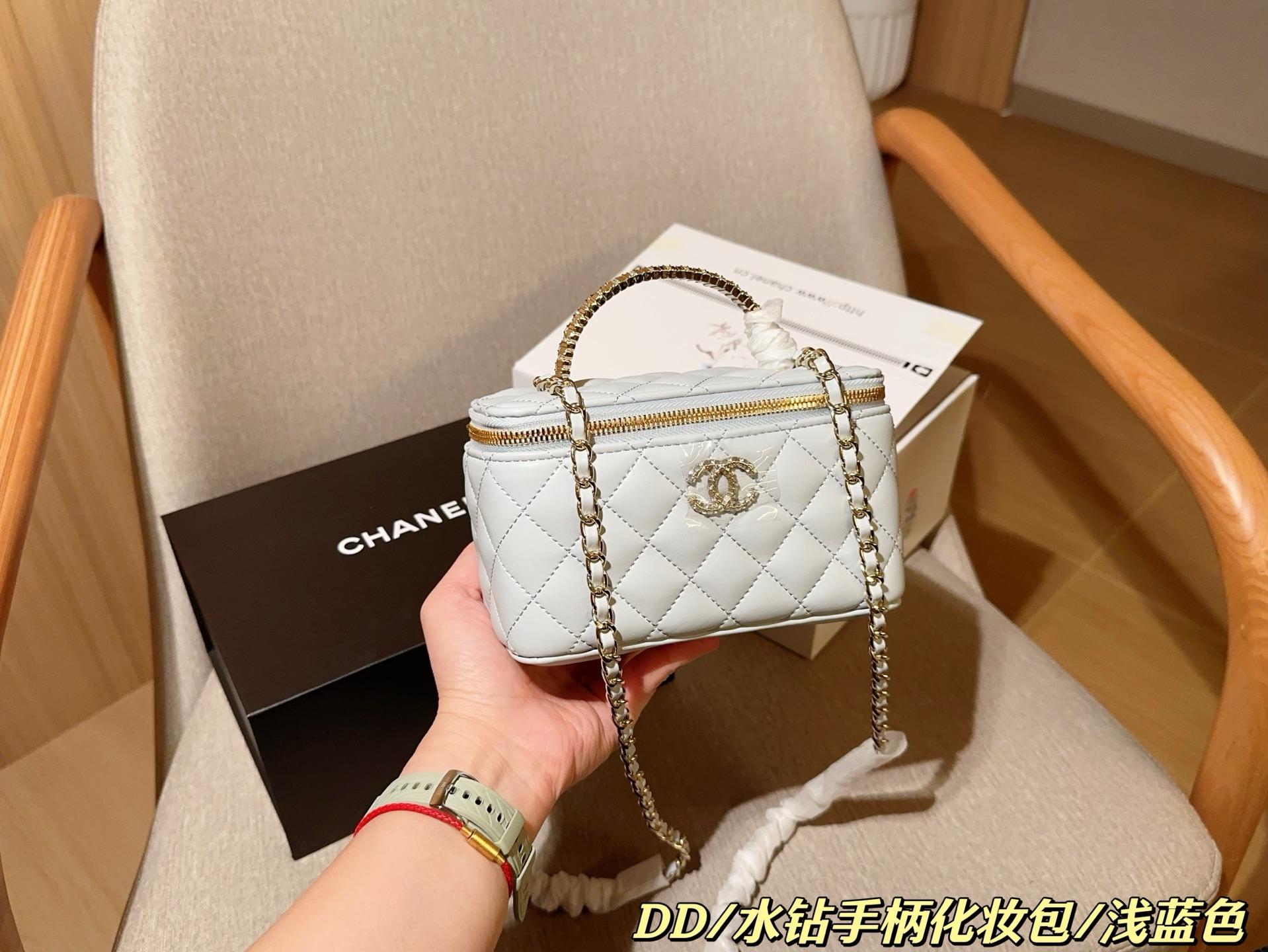 df10ebe5aabba9ab7c0a2e43c2cc7b1e.jpg