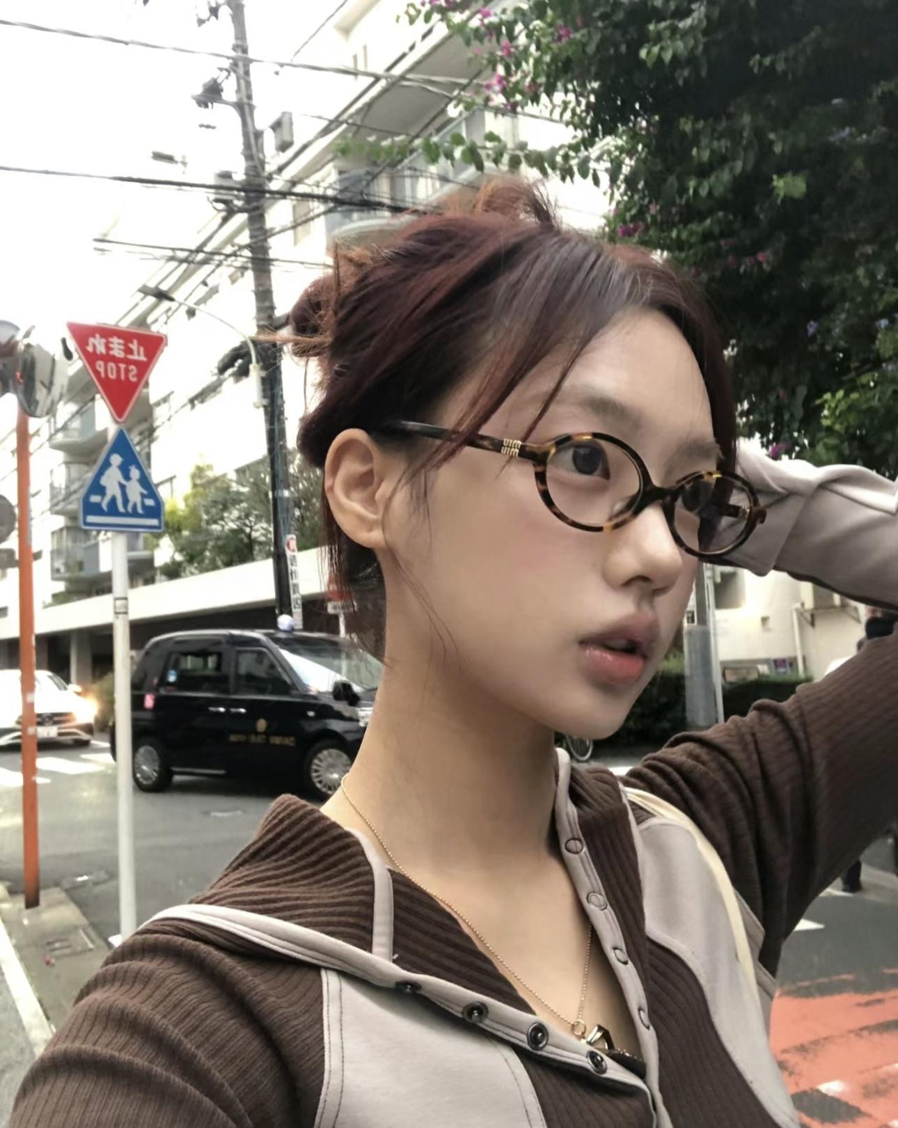1279aaa02be5b1552c3aaad90be60fc7.jpg
