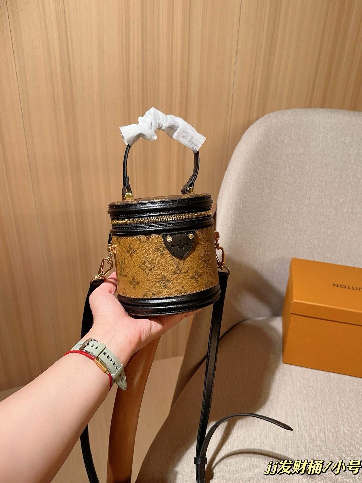 b7862879f075d06ed4db0851122ccece.jpg