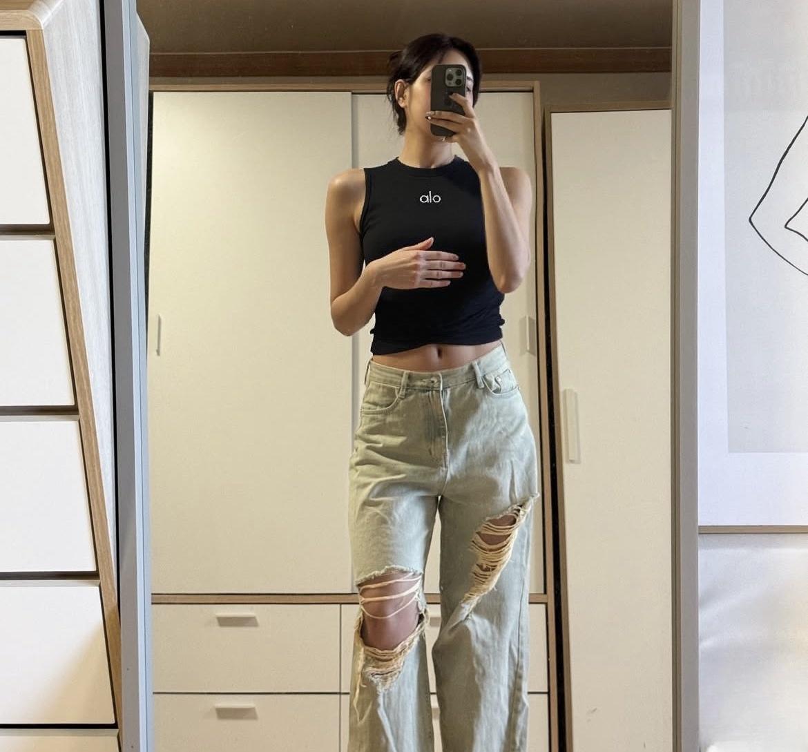ef6fbce35d0db2386a71b0b9000d83f1.jpg
