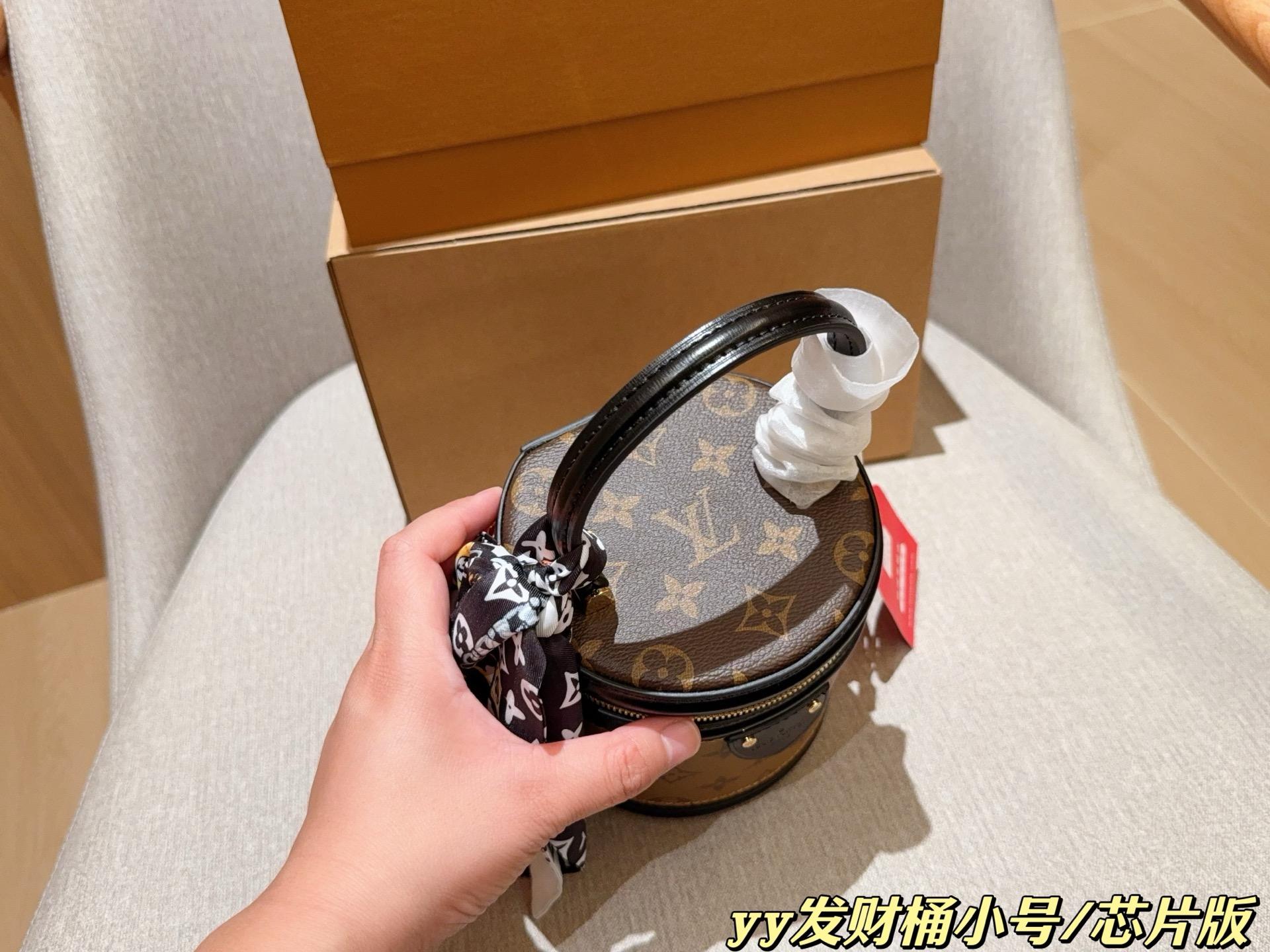0e14cd79bfda366e89062306de7a32d1.jpg