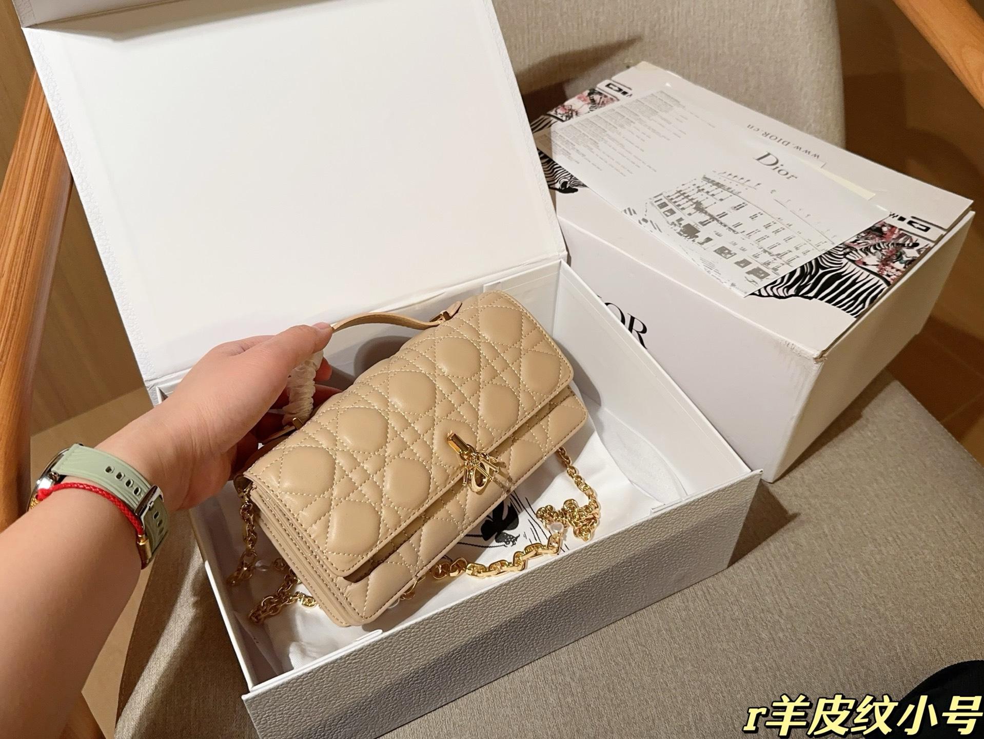 47eaba3067db8fe39760634191759ece.jpg