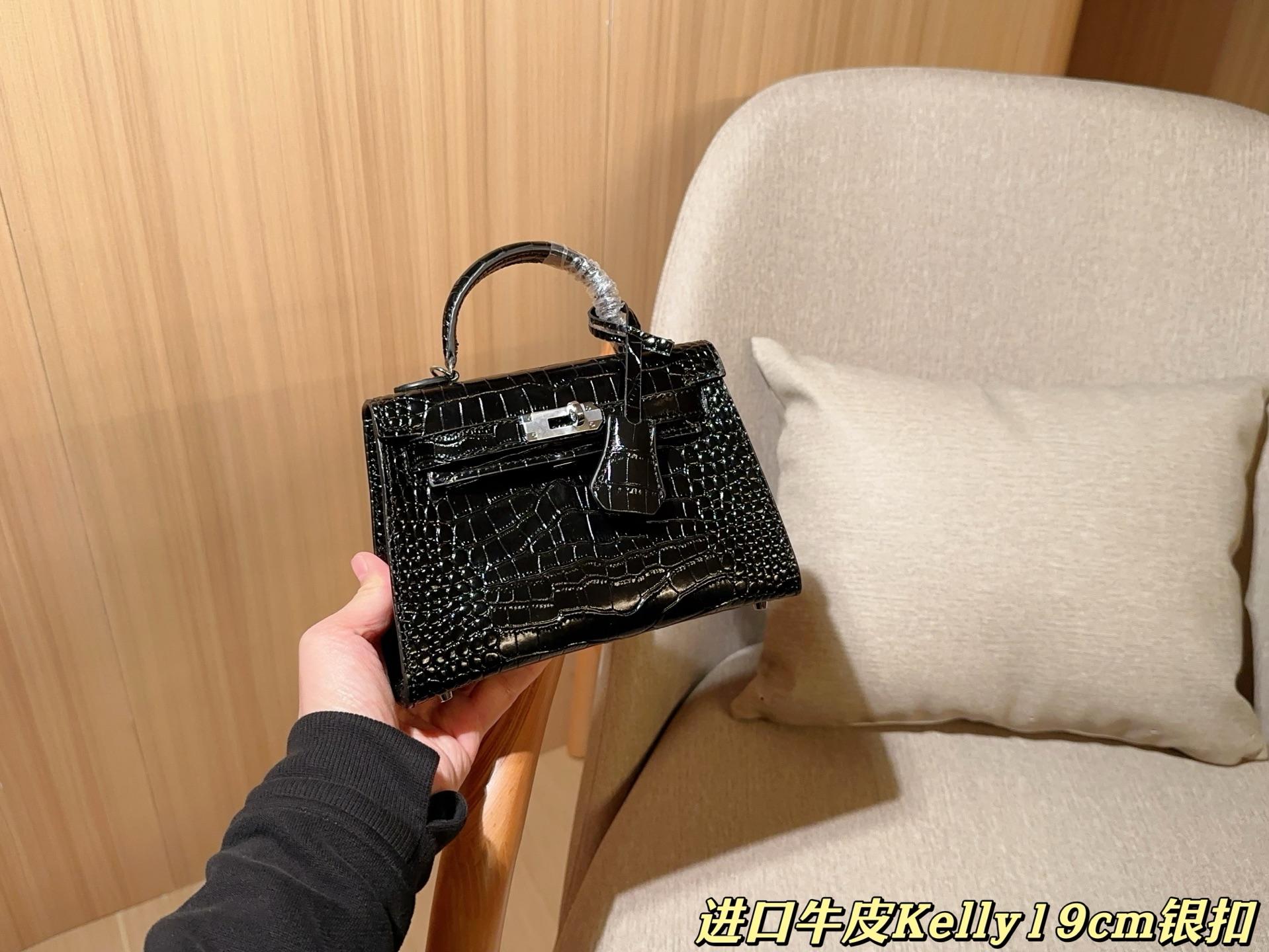 6409efc9cab1227dede700b77d8e696a.jpg
