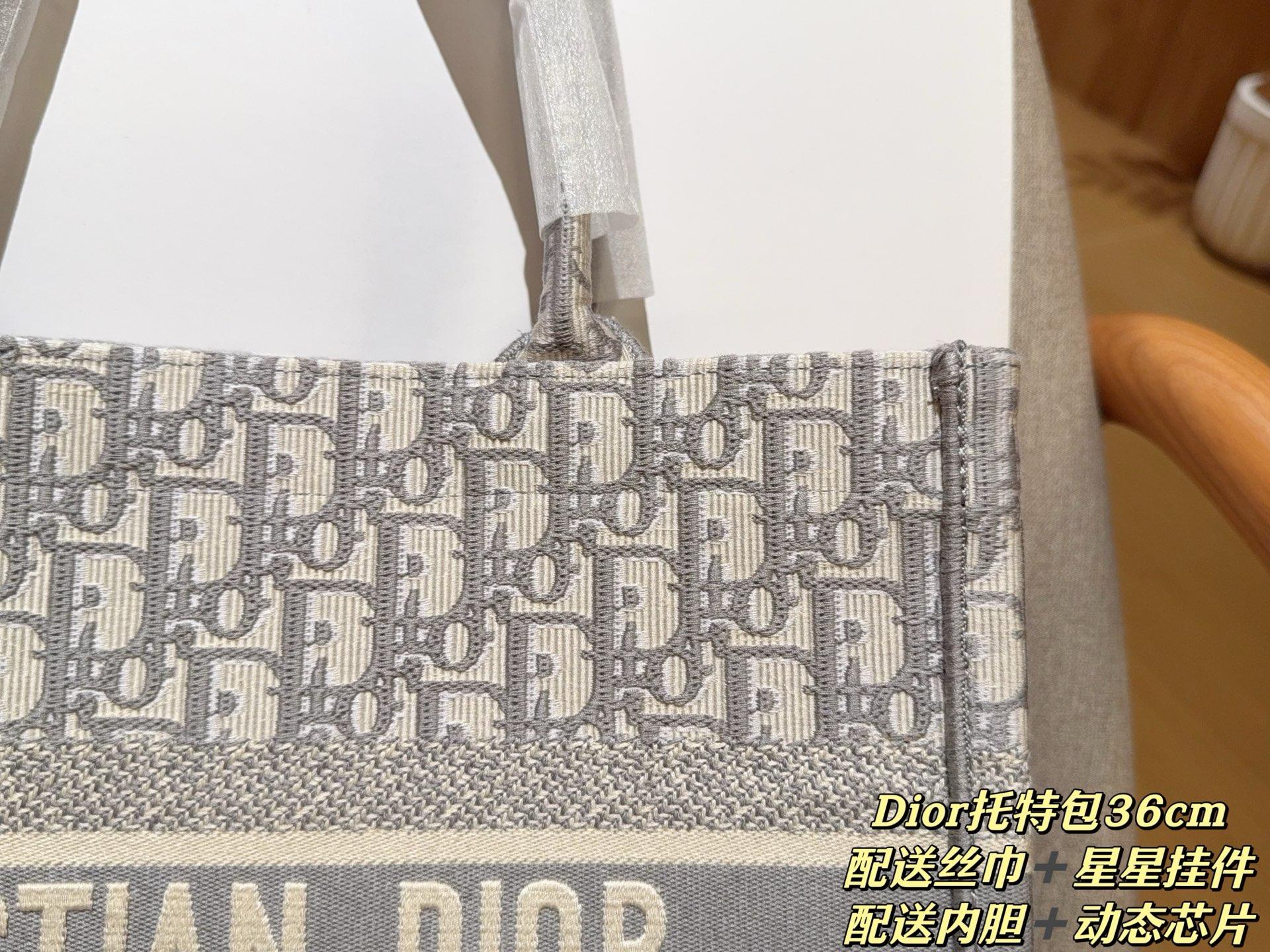 93092fedab6073e2bf2ca8858cff581c.jpg