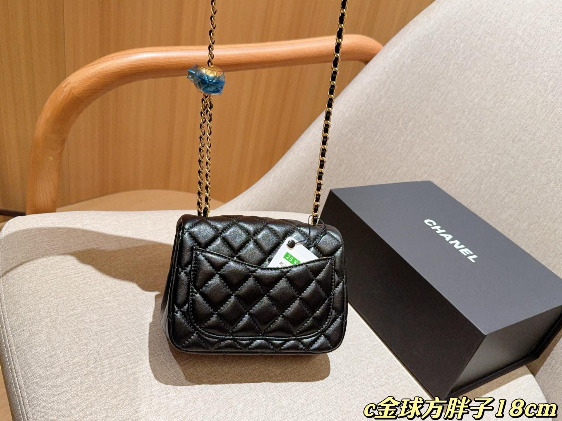 933237ed23d2d8a6e8ca043dbca683a9.jpg