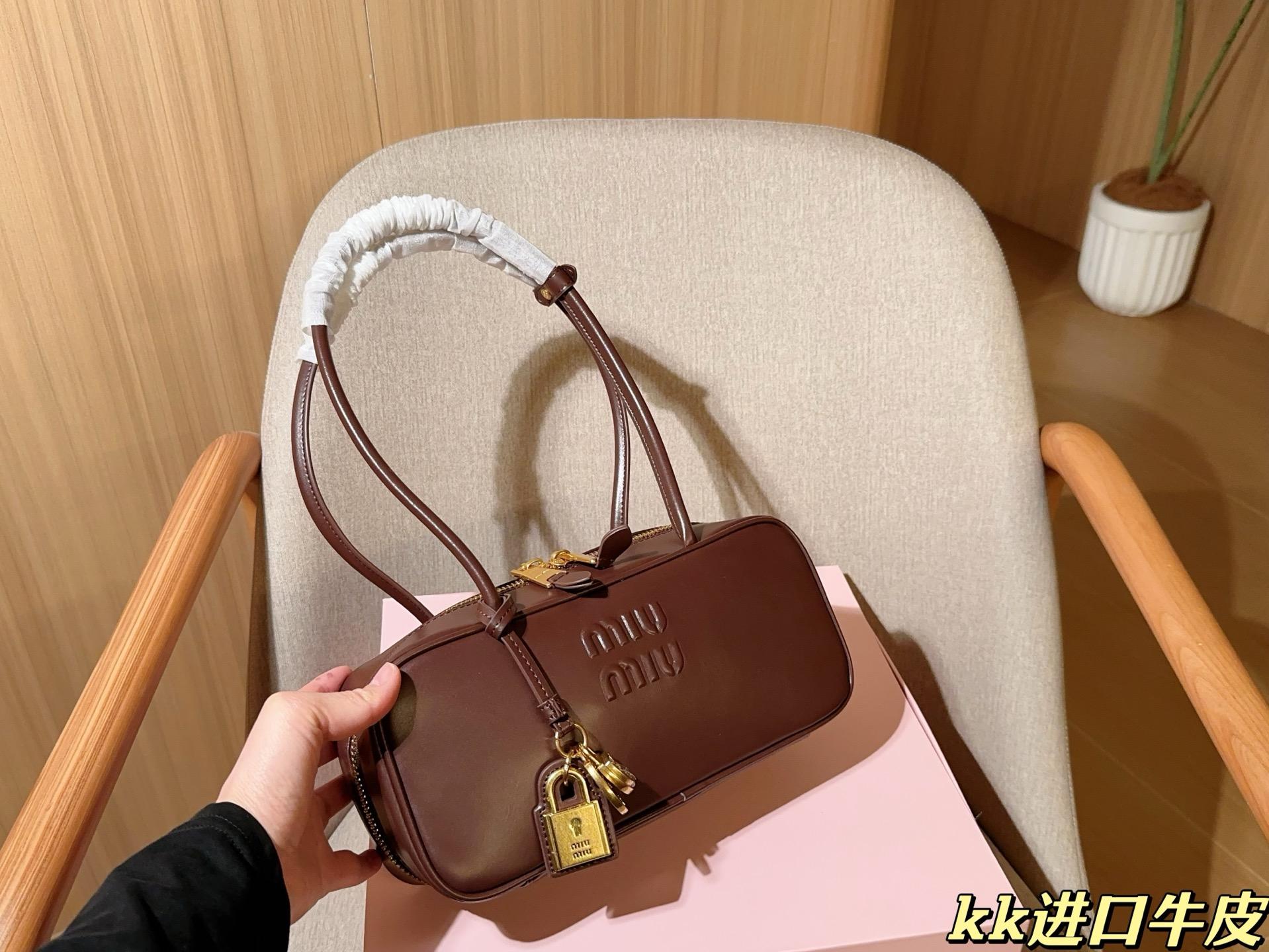 c63abebeaf62269327894ead819c137c.jpg