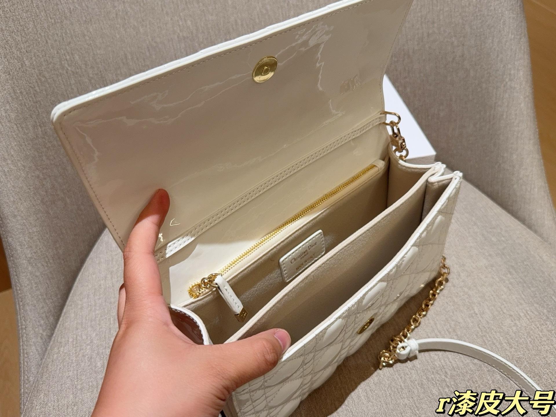 cc5c8a4db24bbc89c244ce7cf90bd54a.jpg