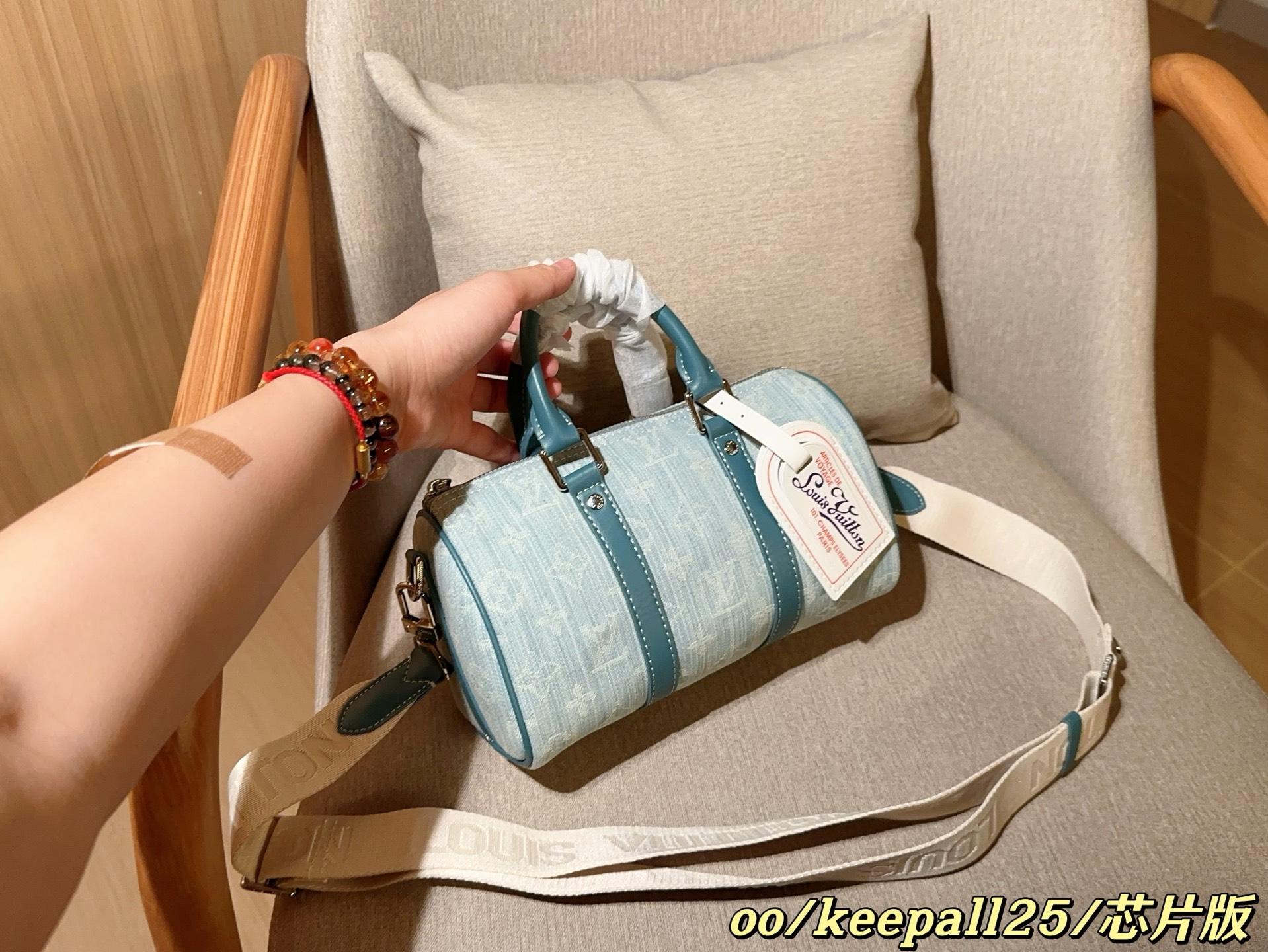 eb1f65ff295f7404a47fe4d9b34ddd01.jpg