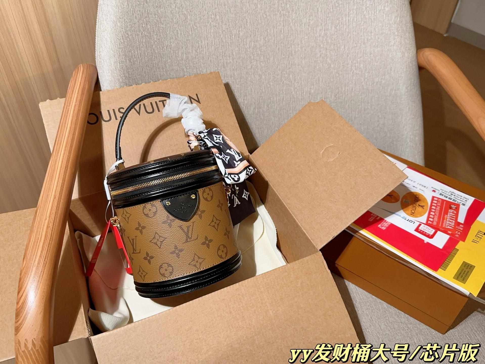 ef6613c450a3d8cbb236fbc16b26b7f3.jpg