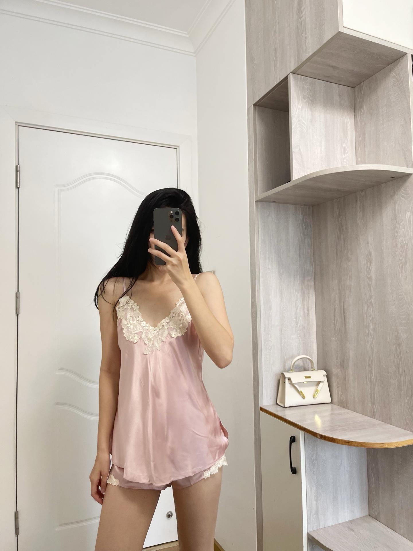 06944f32ecb2becf8ac924f880d405d6.jpg