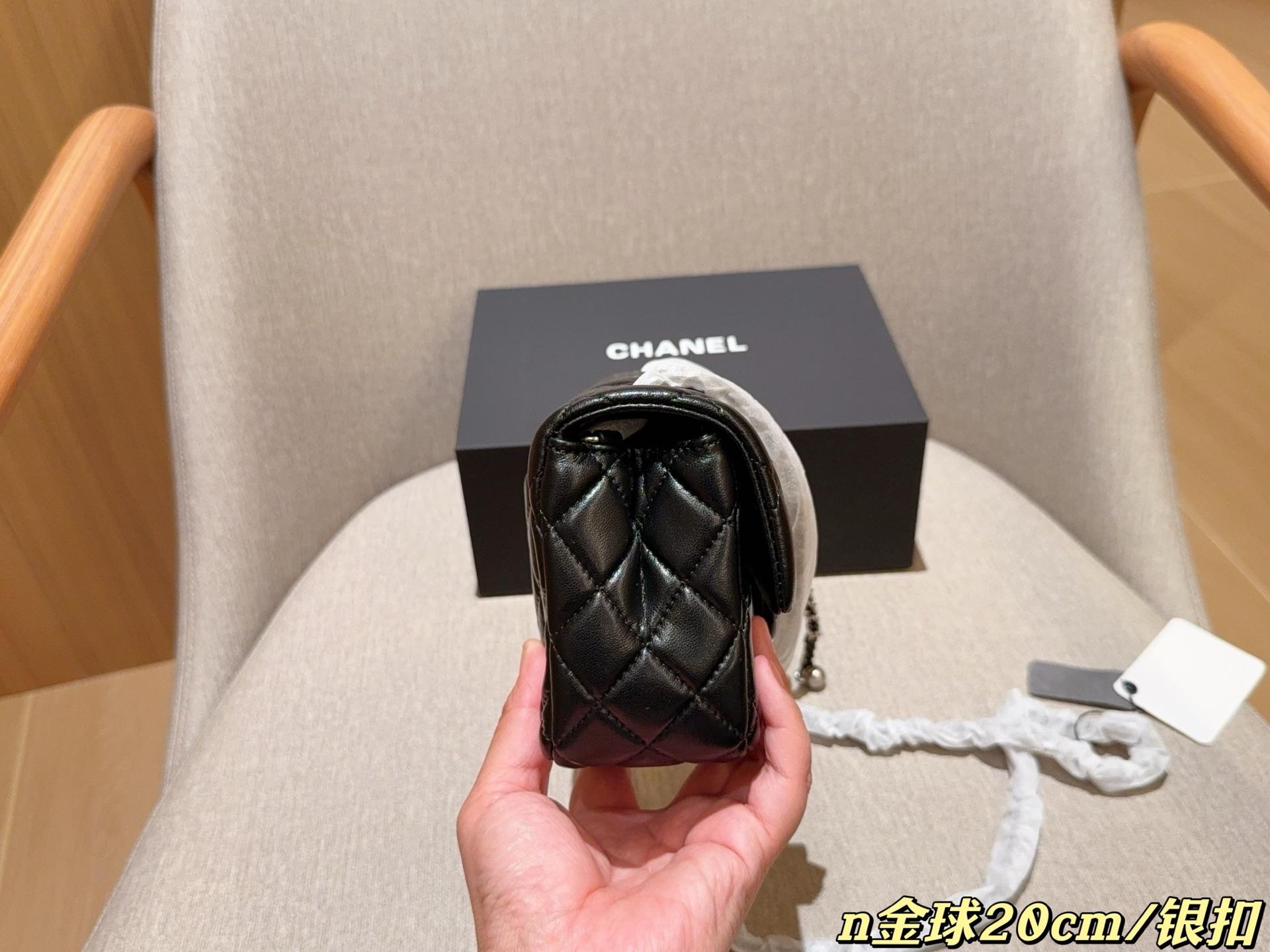 1379610db9beef77e09890b3082d21fc.jpg