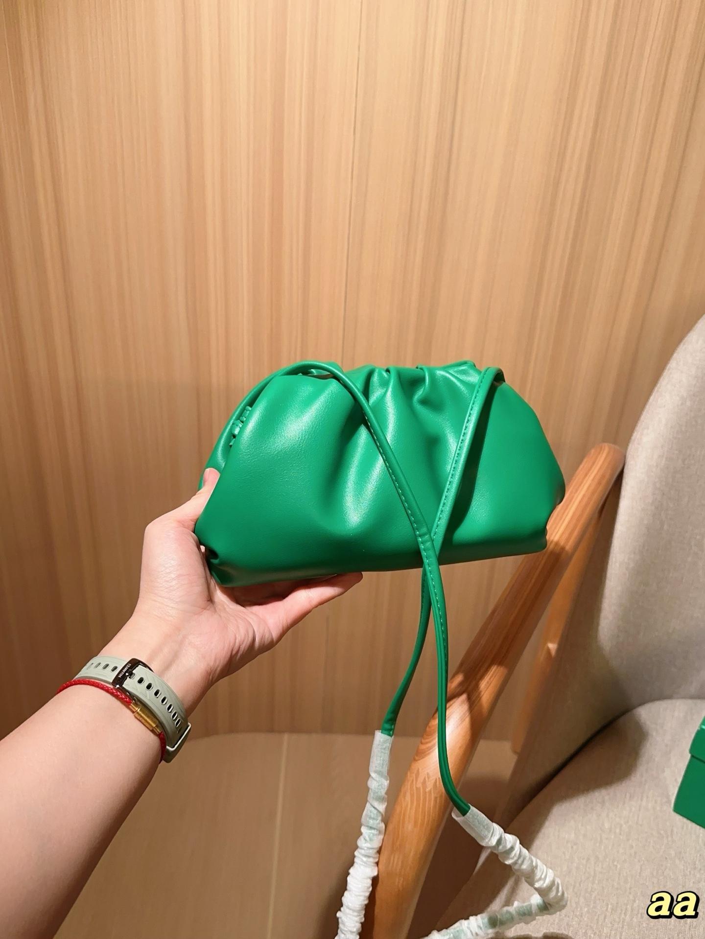 175d2480a5ae22441d7ed4692fa7367a.jpg