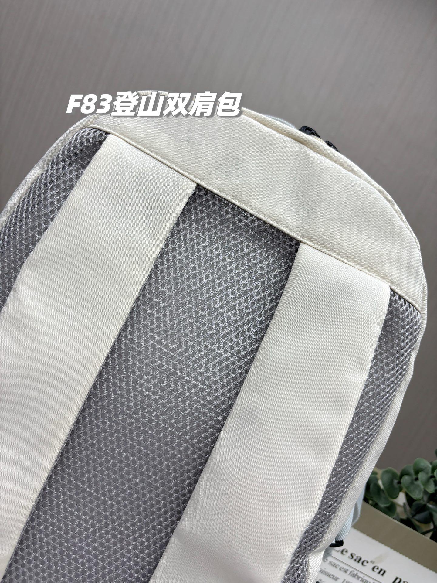 29686a4429ac6f39bee7551911c666f6.jpg