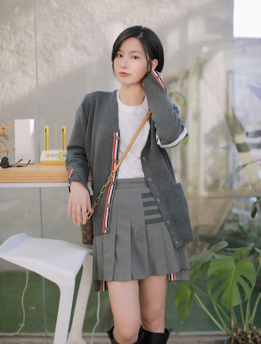 93097877fc93d55cbdff75fc613bc9c7.jpg