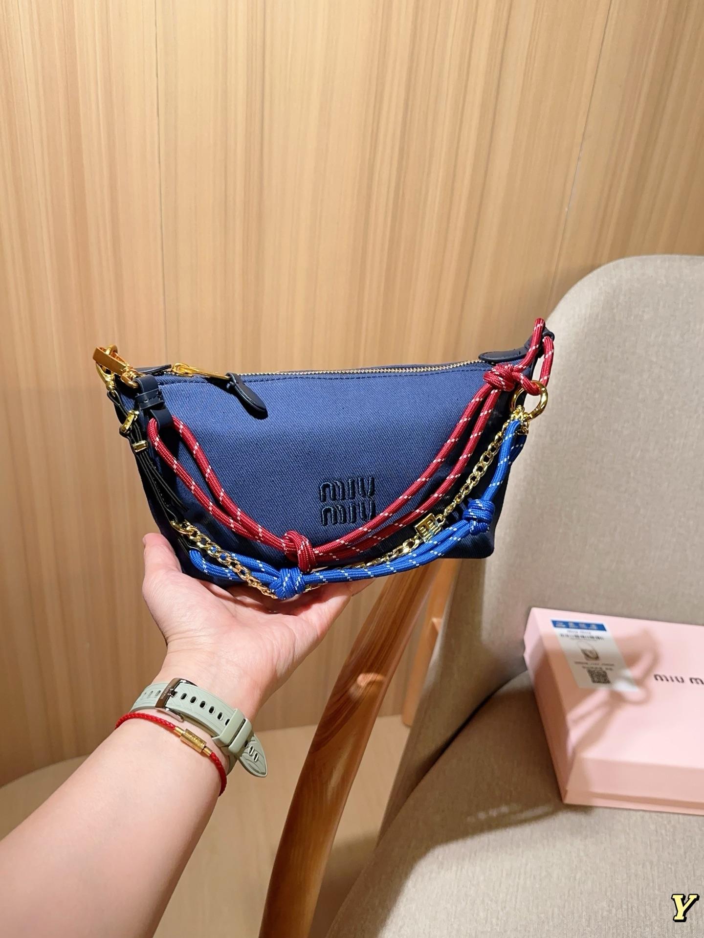 a5c8cd169b3dde2cb5156df51a5cf293.jpg